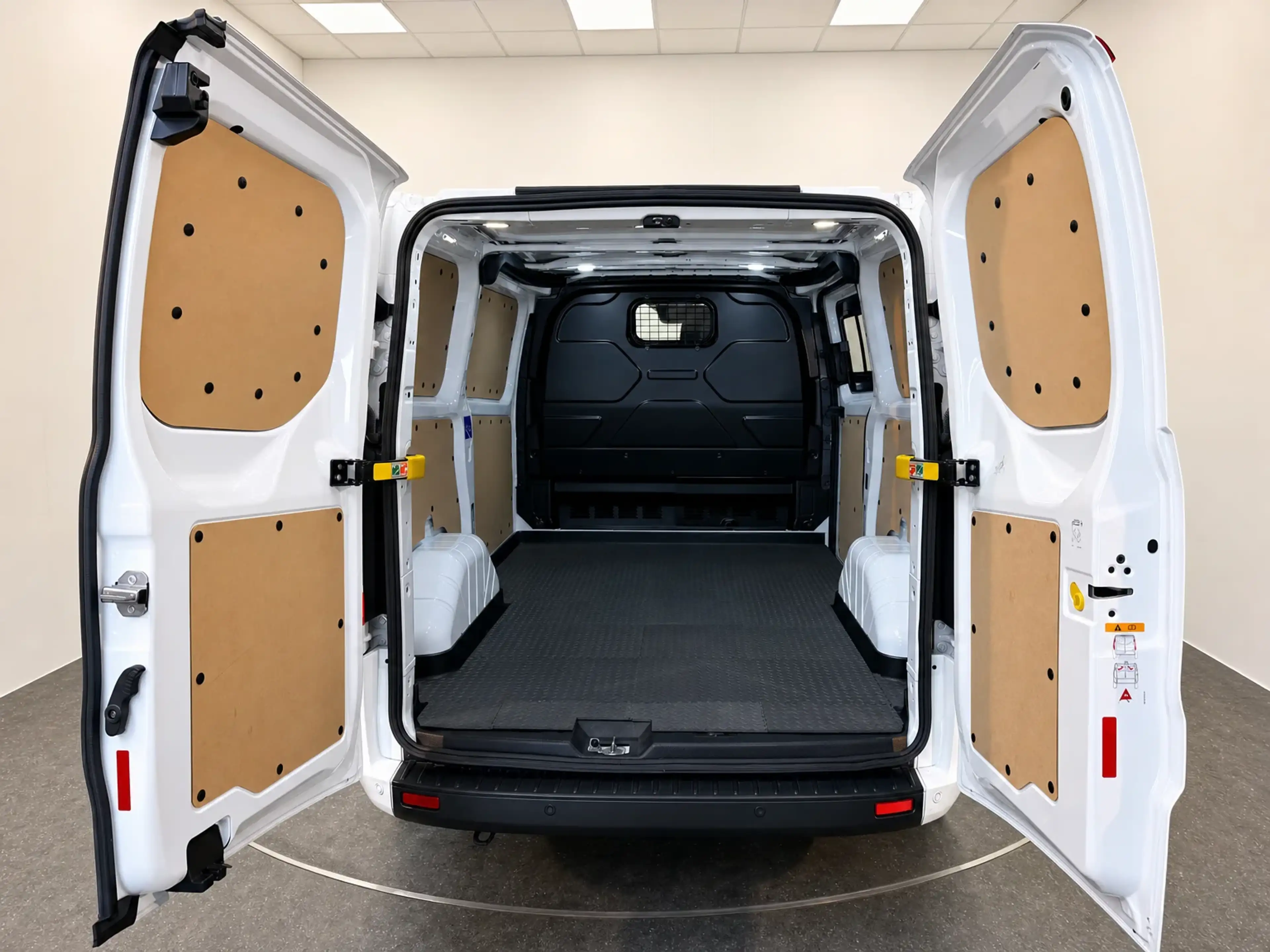 Ford Transit Custom 2.0 — photo 6