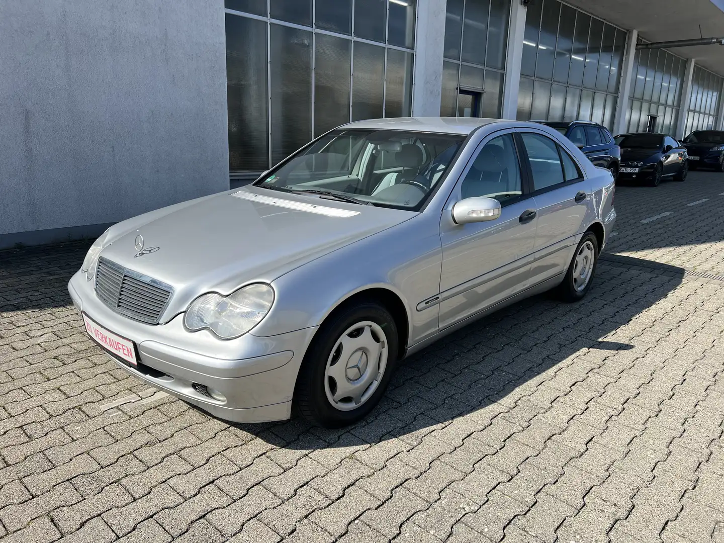 Mercedes-Benz C 180 Classic** TUV. AU 01 04. 2027 Argent - 1