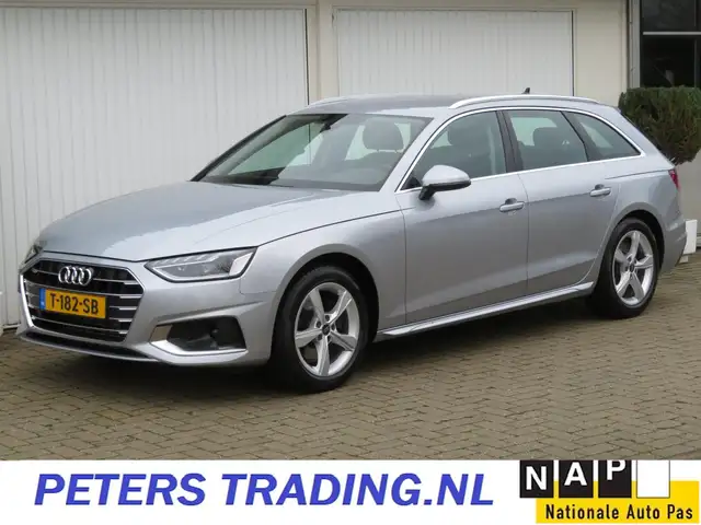 Audi A4 Avant 35 TFSI Advanced Edition TREHAAK-NL AUTO-PDC