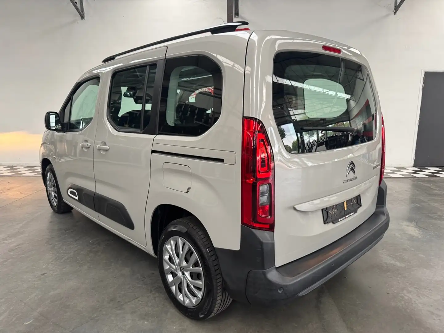 Citroen Berlingo Berlingo 1.5 BlueHDi M Shine S Beige - 2