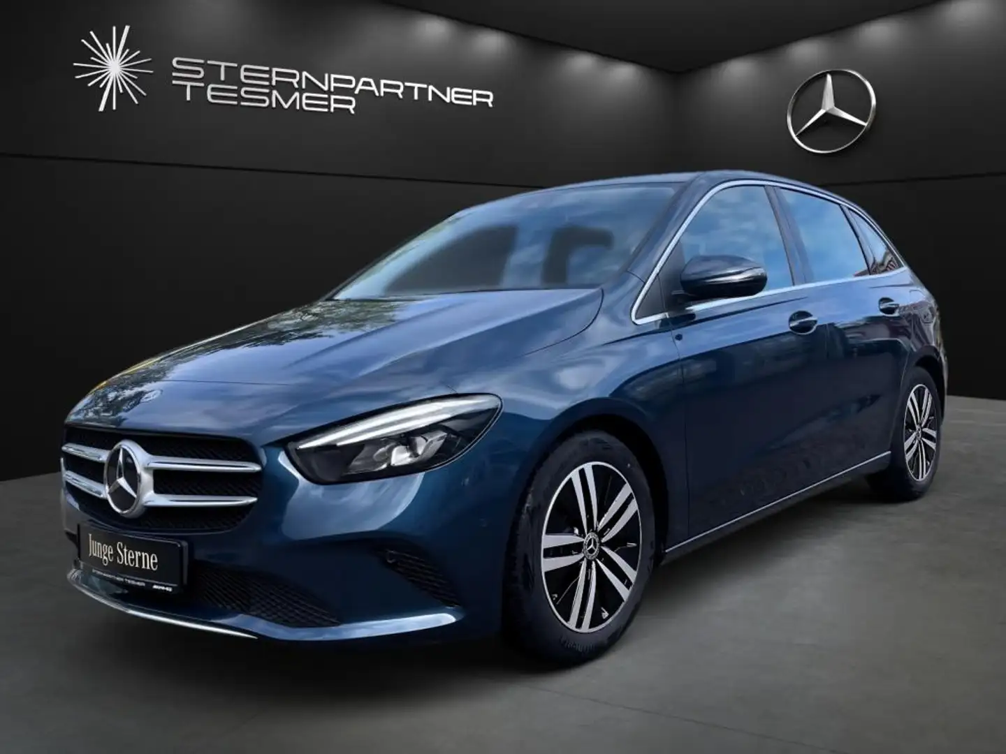 Mercedes-Benz B 200 d PROGRESSIVE+LED+AHK+KAMERA+SITZHEIZUNG+ Blau - 1