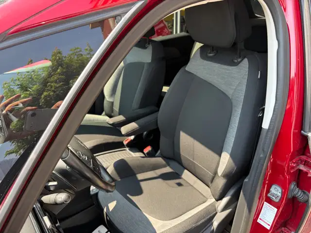 Citroen C4 Spacetourer view 9