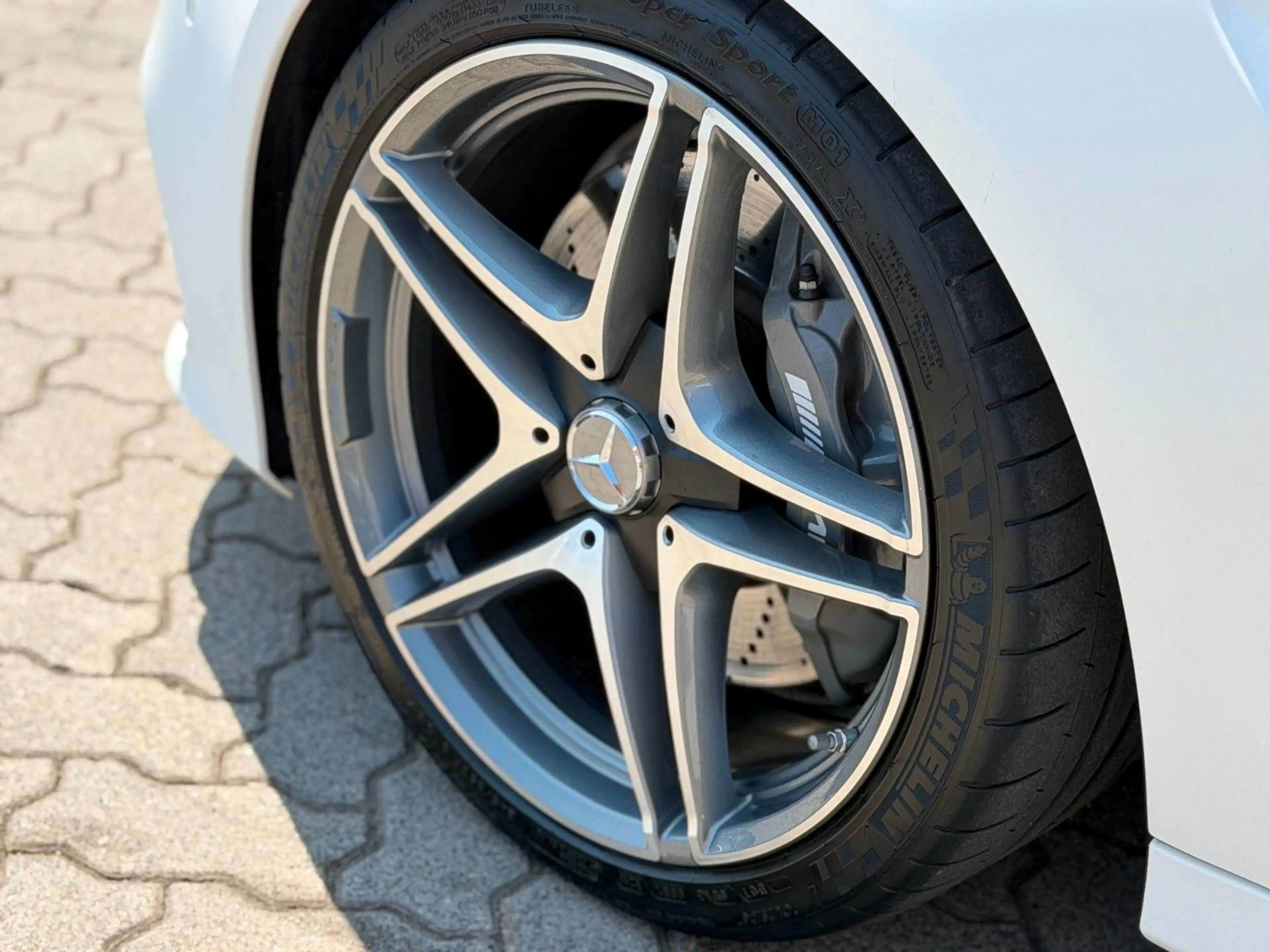 Mercedes-Benz C 63 AMG V8 PANORAMA/BURMESTER — photo 5