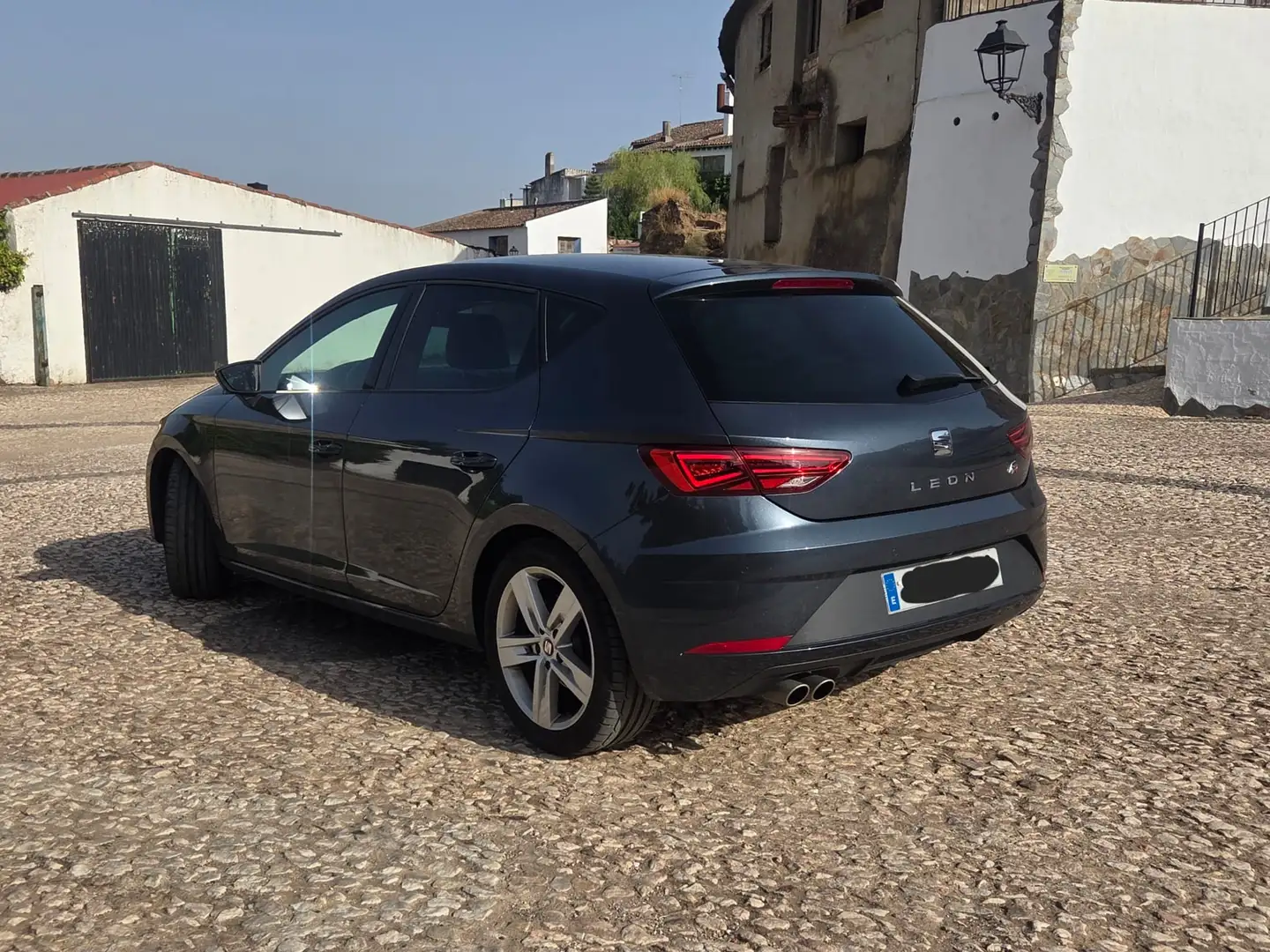 SEAT Leon León ST 1.5 EcoTSI S Gris - 2