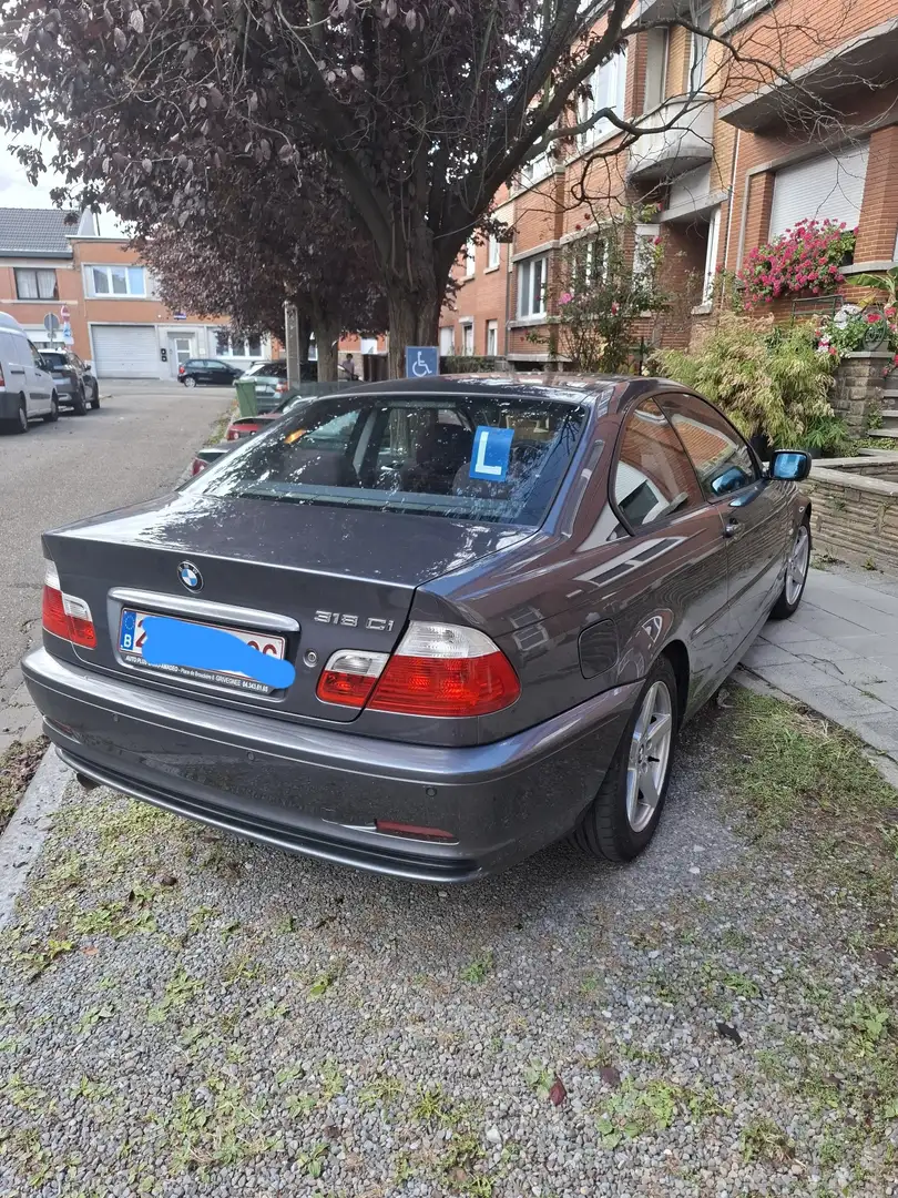 BMW 318 ci Pack Base - 2