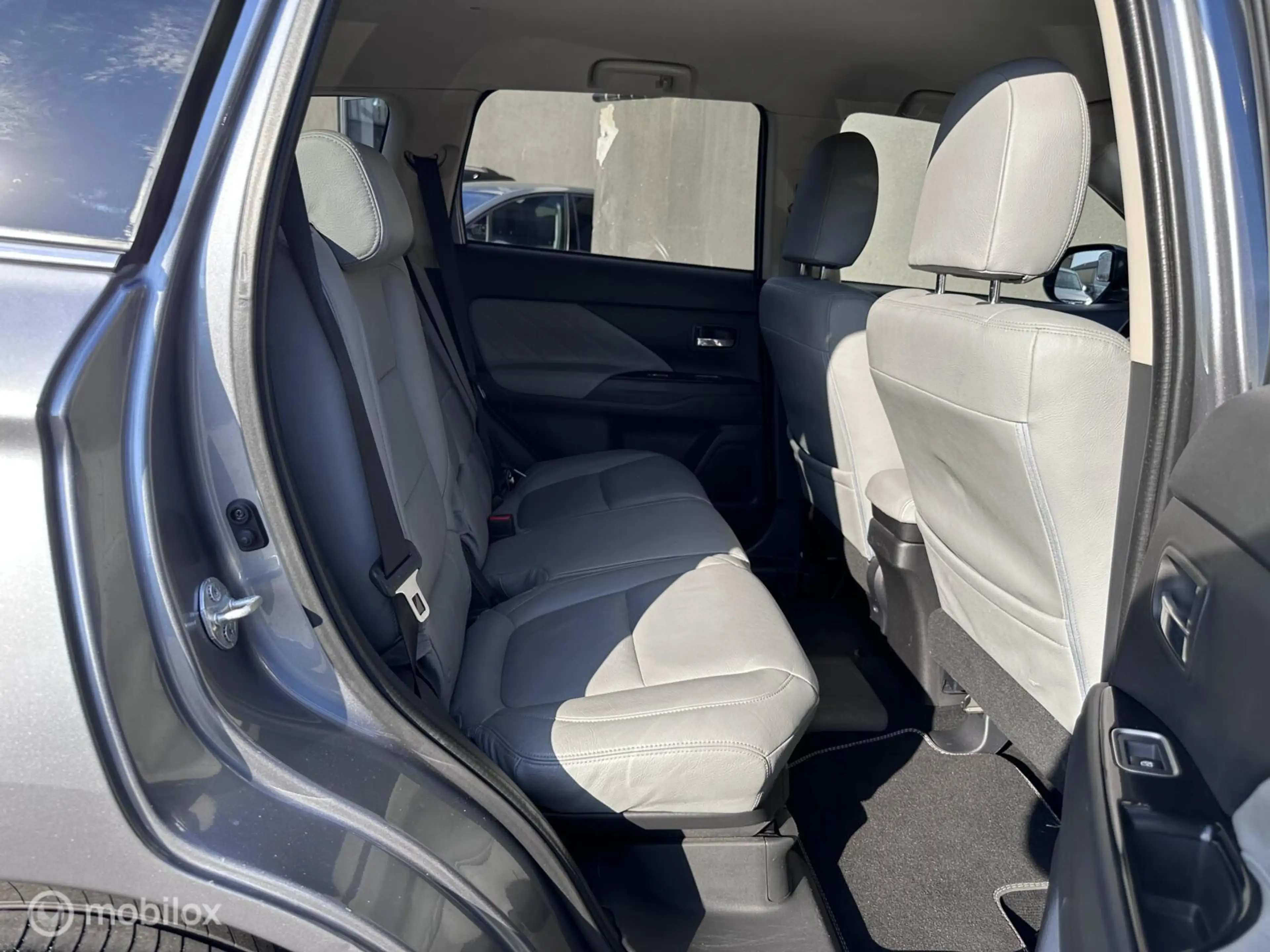 Mitsubishi Outlander 2.0 PHEV | Camera | Keyless | Trekhaak — photo 15