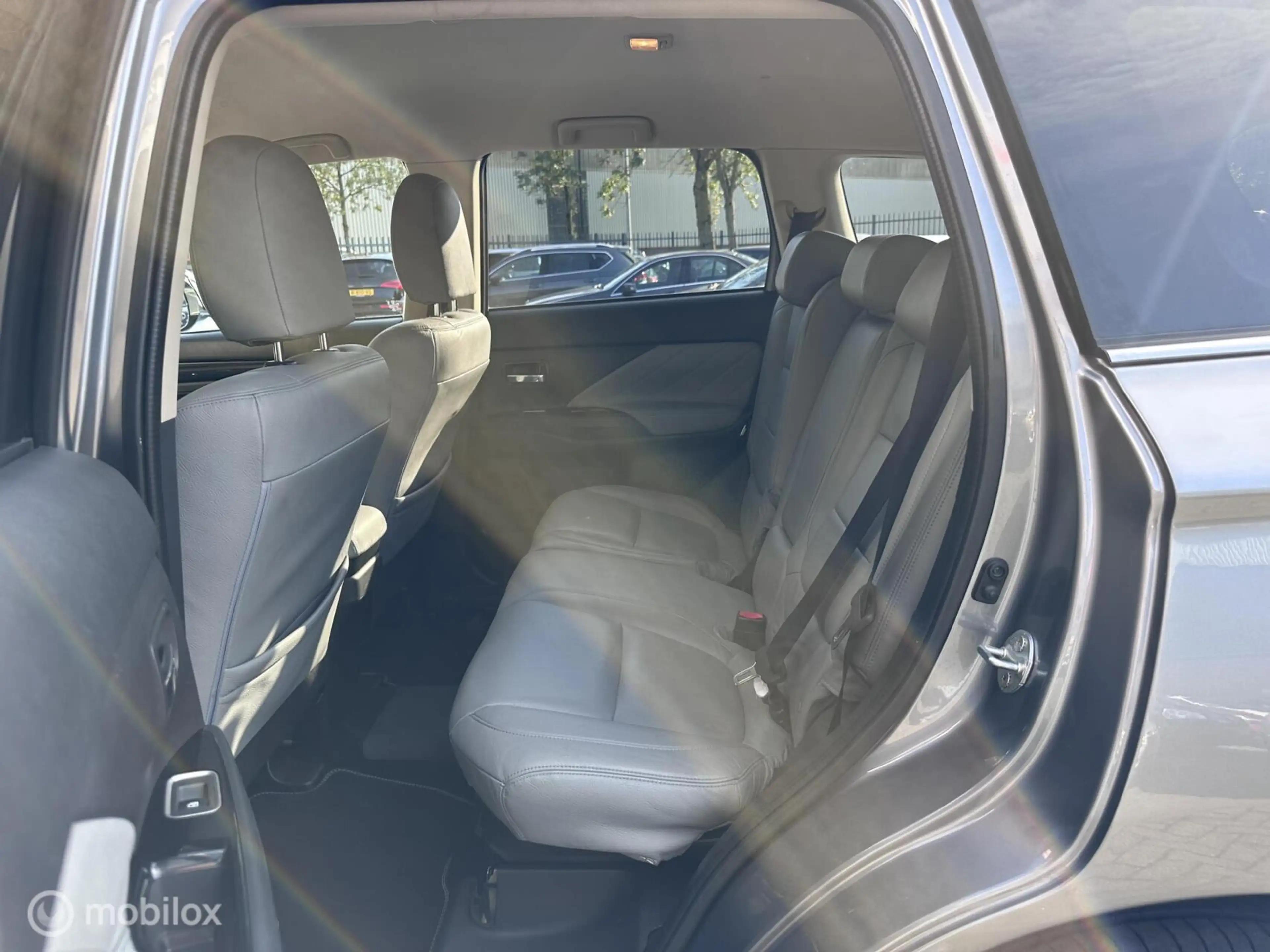 Mitsubishi Outlander 2.0 PHEV | Camera | Keyless | Trekhaak — photo 12