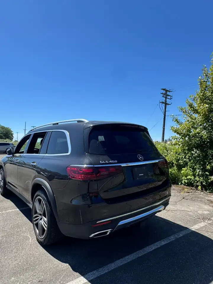 Mercedes-Benz GLS снимка Mercedes-Benz GLS