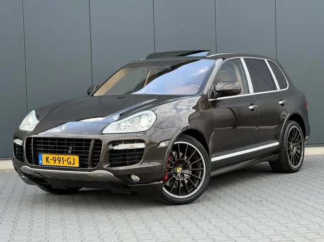 2008 Porsche Cayenne in Brown for sale