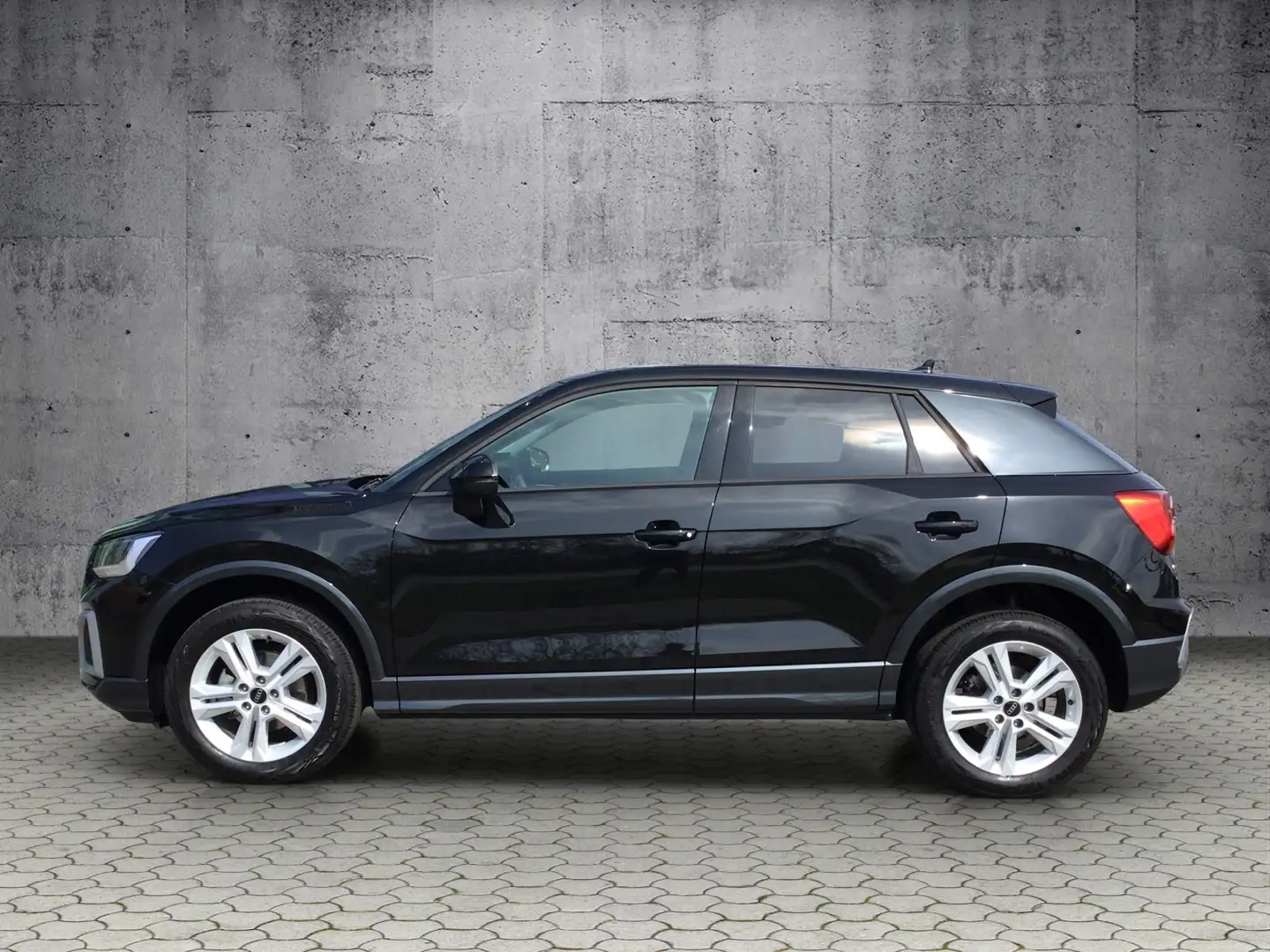 Audi Q2 advanced 30 TFSI AHK/GRA/SHZ KLIMA LED ALU Negro - 2