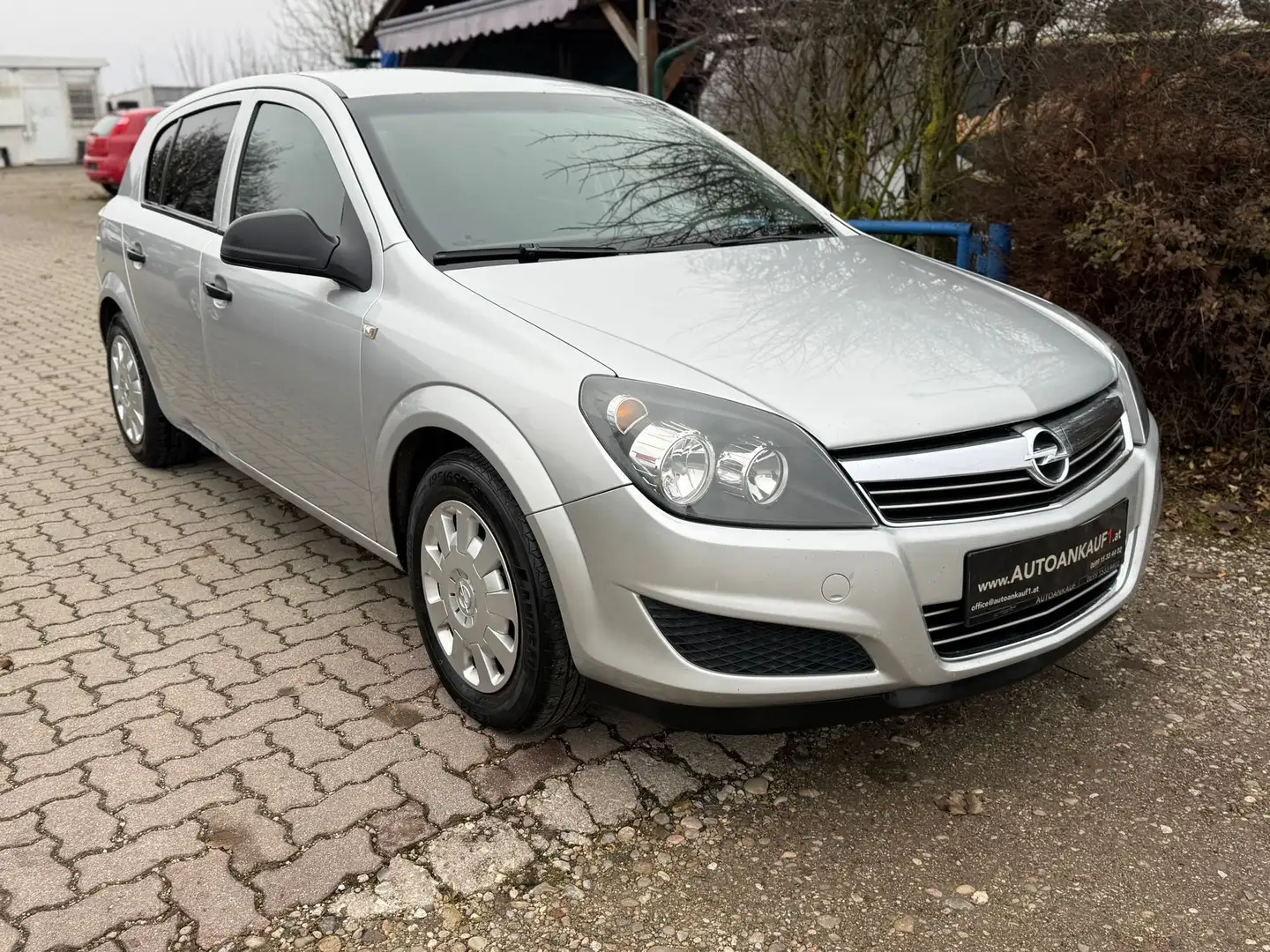 Opel Astra Astra 1,4 Silber - 2
