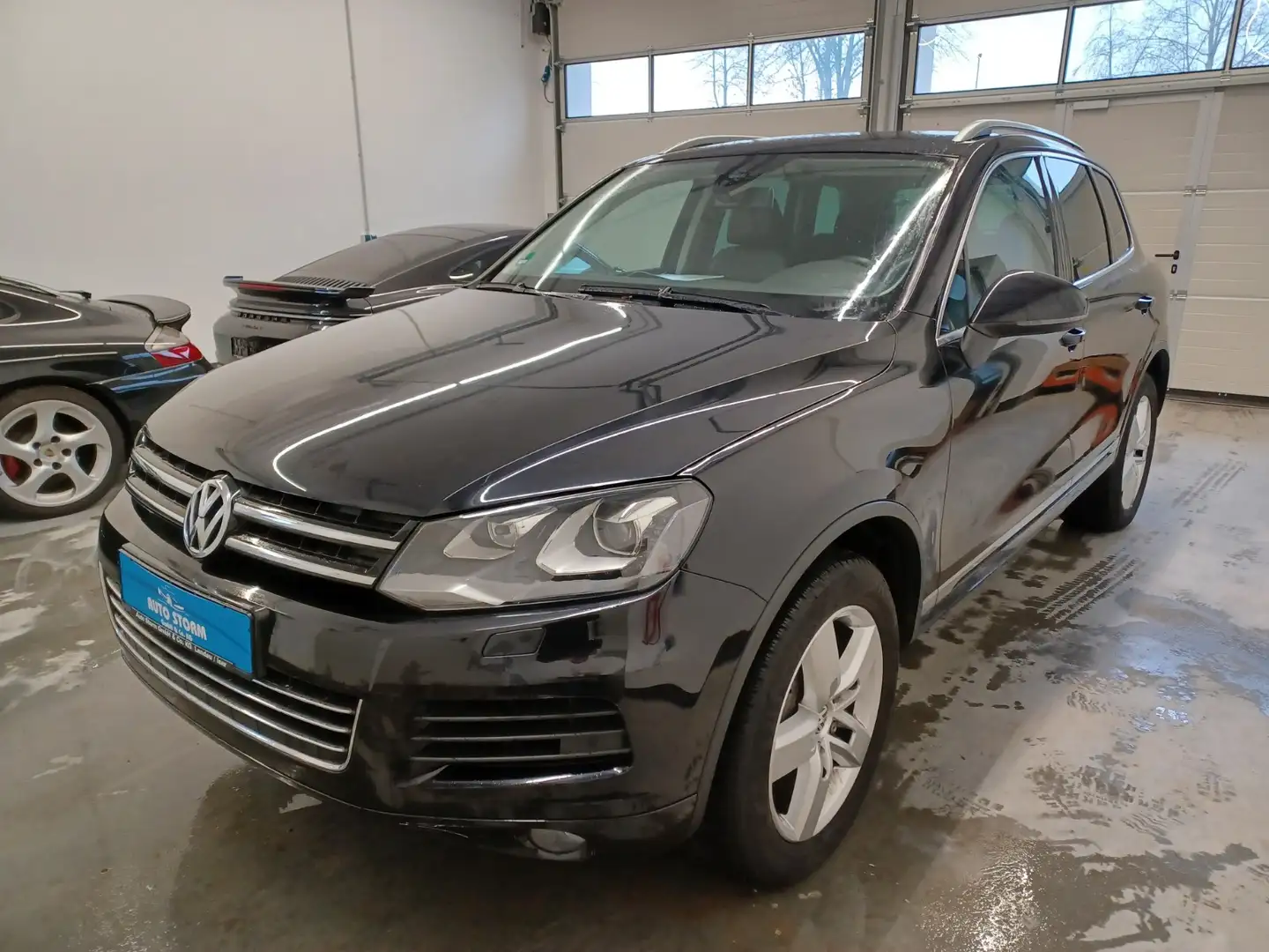 Volkswagen Touareg 3.0 BMT V6 TDI*BiXenon*Luft*R-KAM*SHZ*NAVI* BiXeno Schwarz - 1