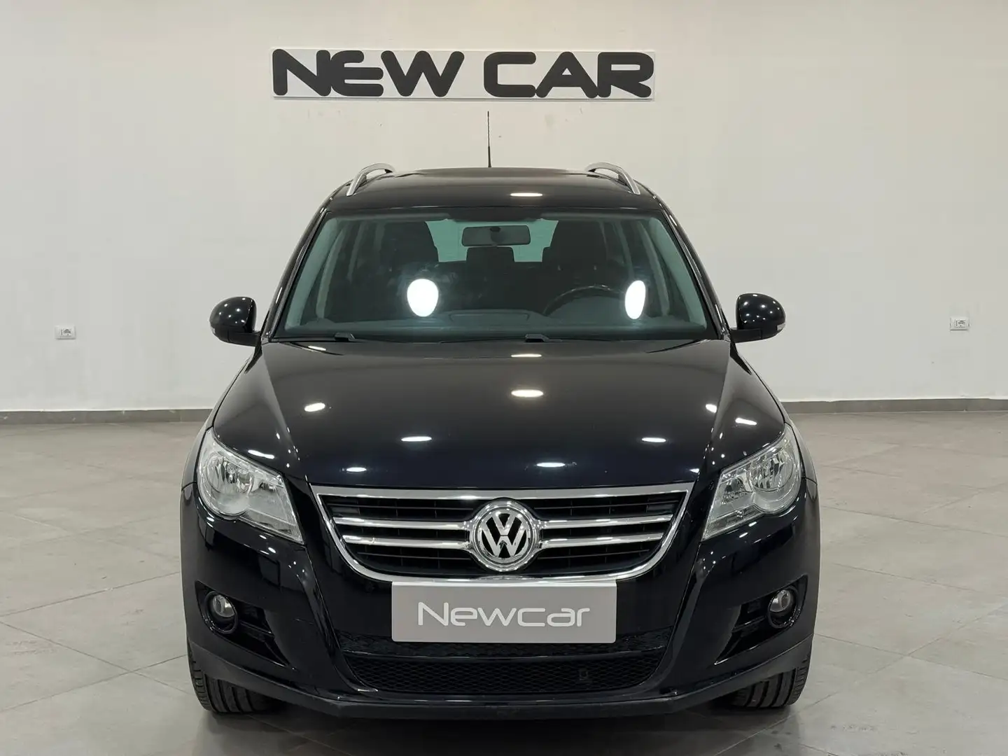 Volkswagen Tiguan Tiguan 2.0 TDI DPF 4MOTION DSG Sport & Style Negro - 2
