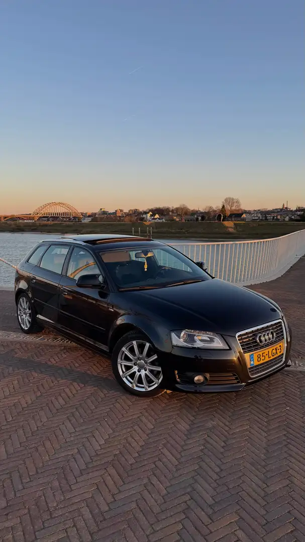 Audi A3 1.4 TFSI S-edition - Dealer onderhouden Zwart - 2