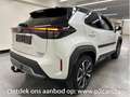 Toyota Yaris Cross Premiere + 4X4 Weiß - thumbnail 4