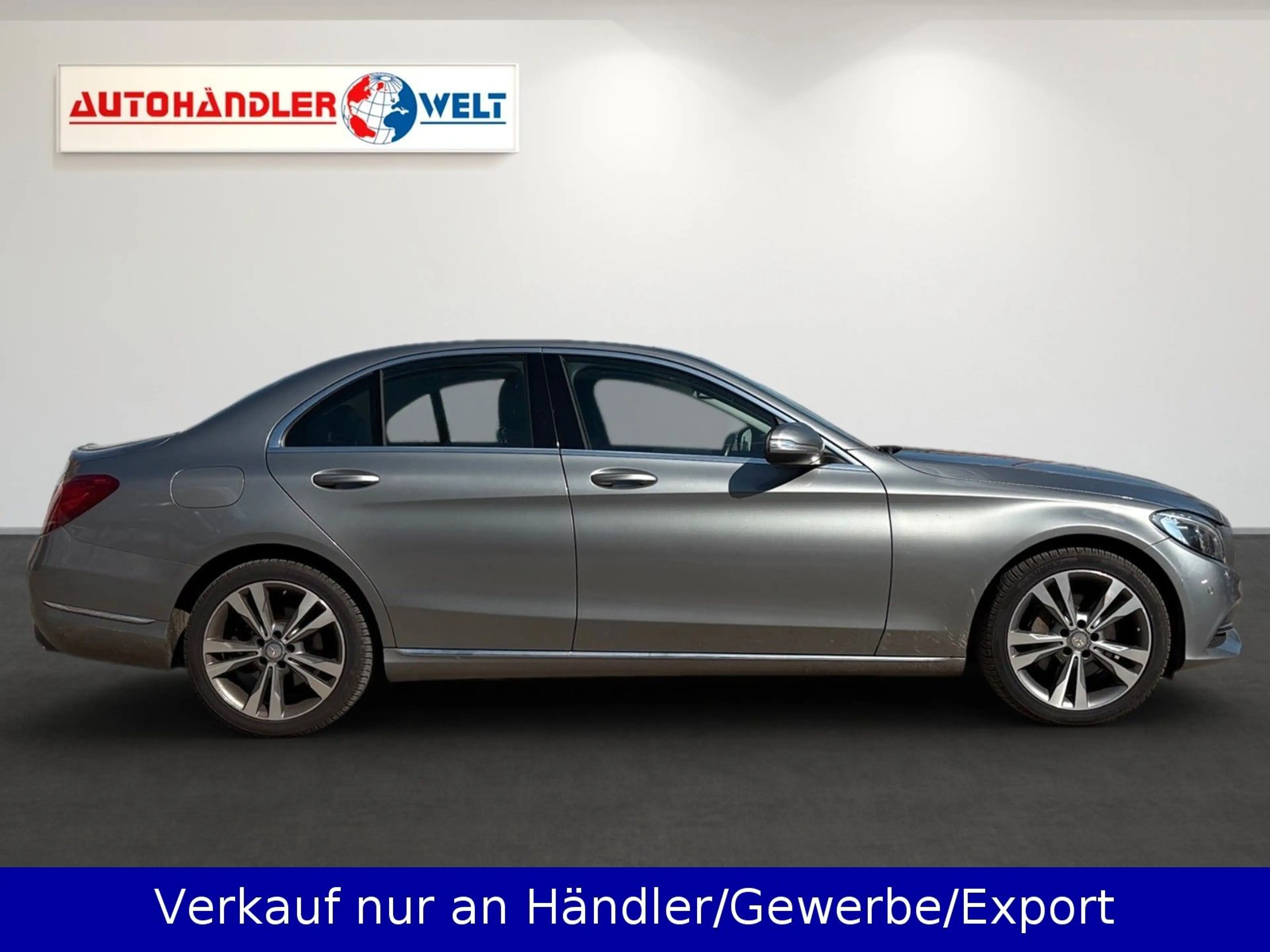 Mercedes-Benz C 250 CGI Lim.  Automatik LED SHZ Pano Burmester — photo 4