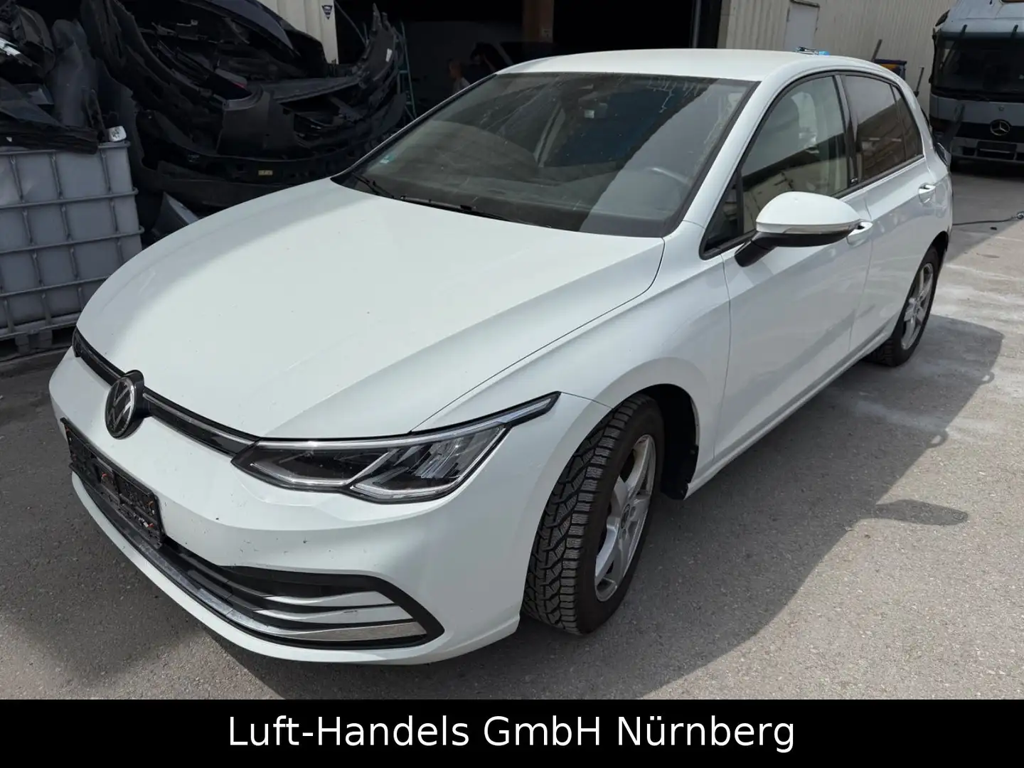 Volkswagen Golf VIII Limousine Active 2.0 TDI Autom Virtual Bianco - 1