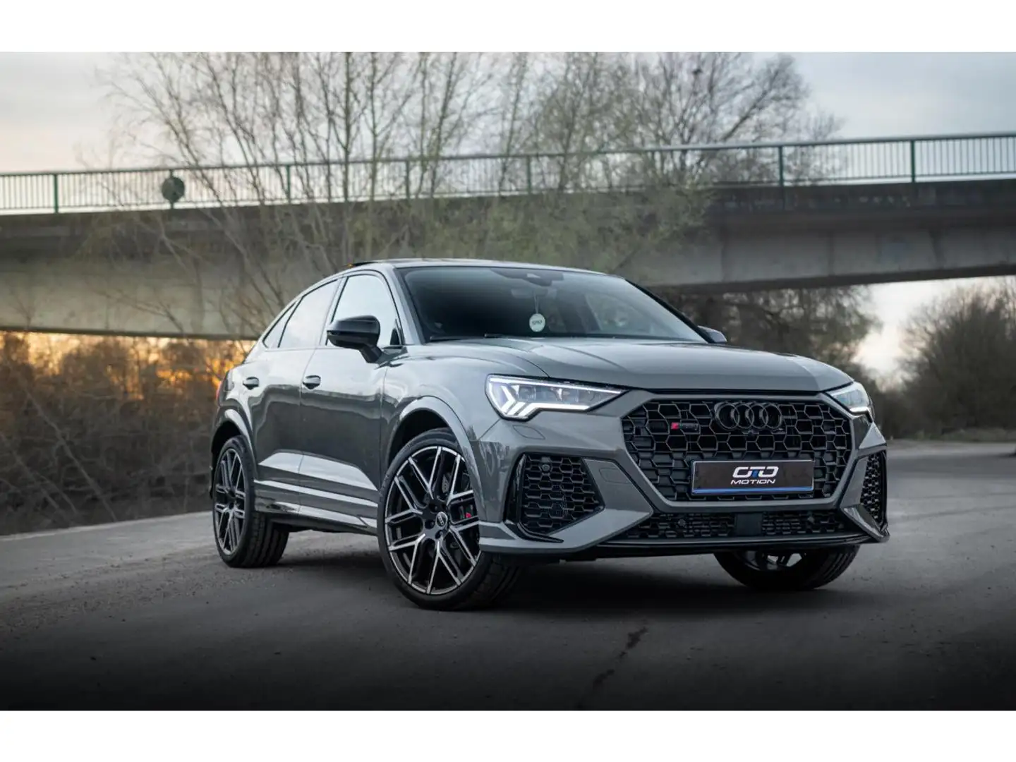 Audi RS Q3 RS Q3 Sportback EDITION 10 ANS 2.5 TFSI 400 ch S t Gris - 1