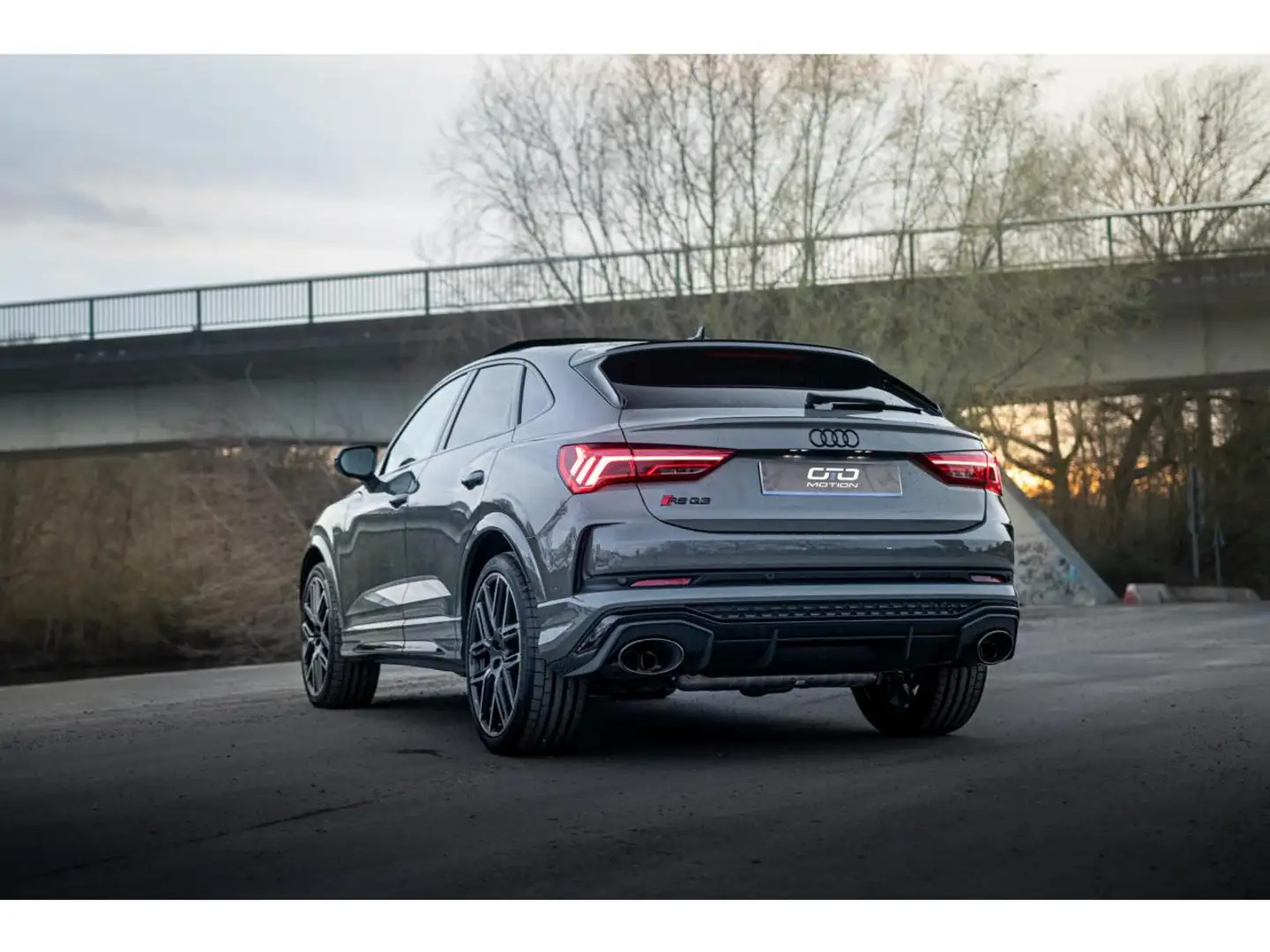Audi RS Q3 RS Q3 Sportback EDITION 10 ANS 2.5 TFSI 400 ch S t Gris - 2