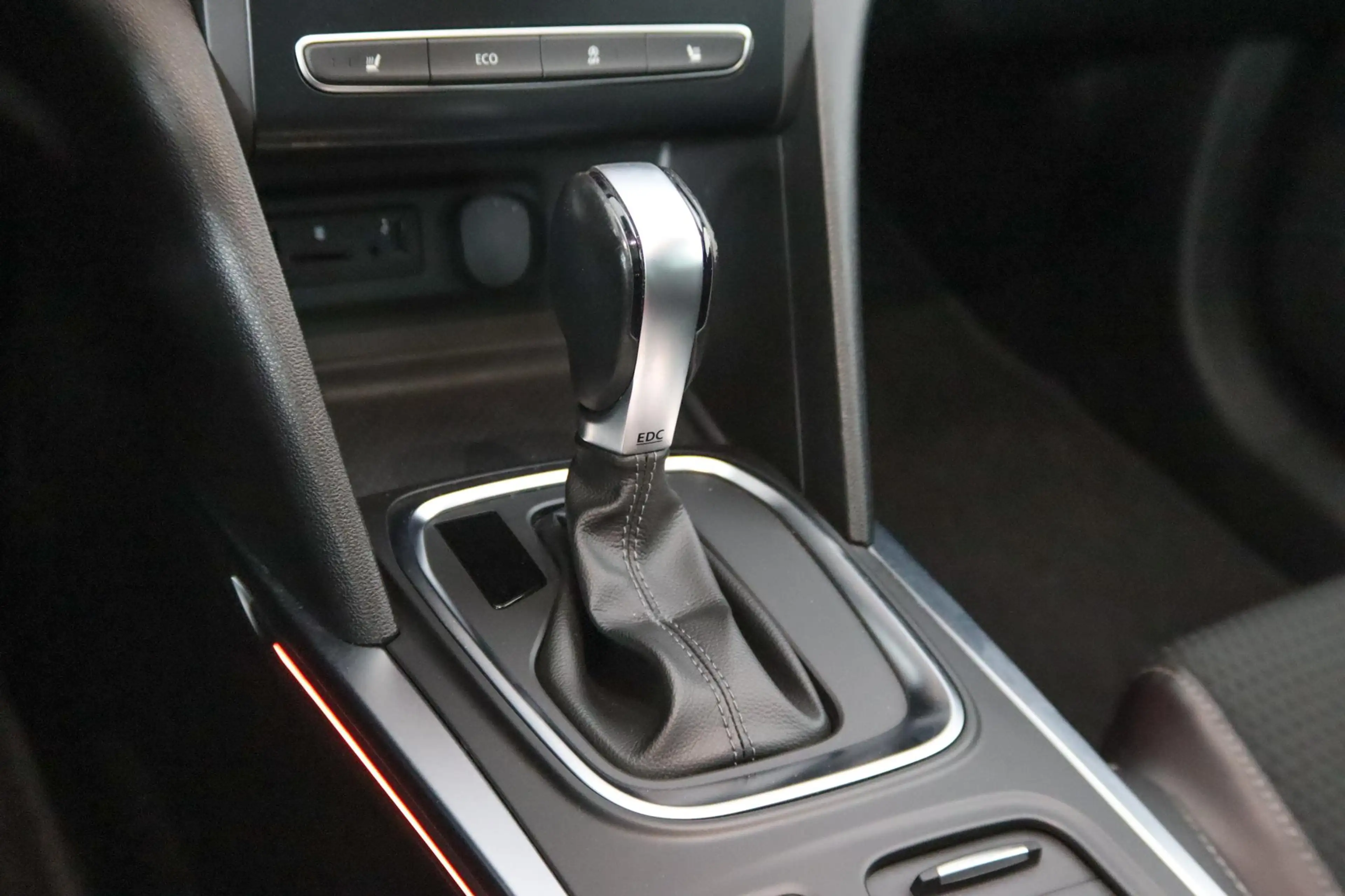 Renault Megane 1.2 TCe Bose Head-Up, Cruise Control, Goed onderho — photo 39