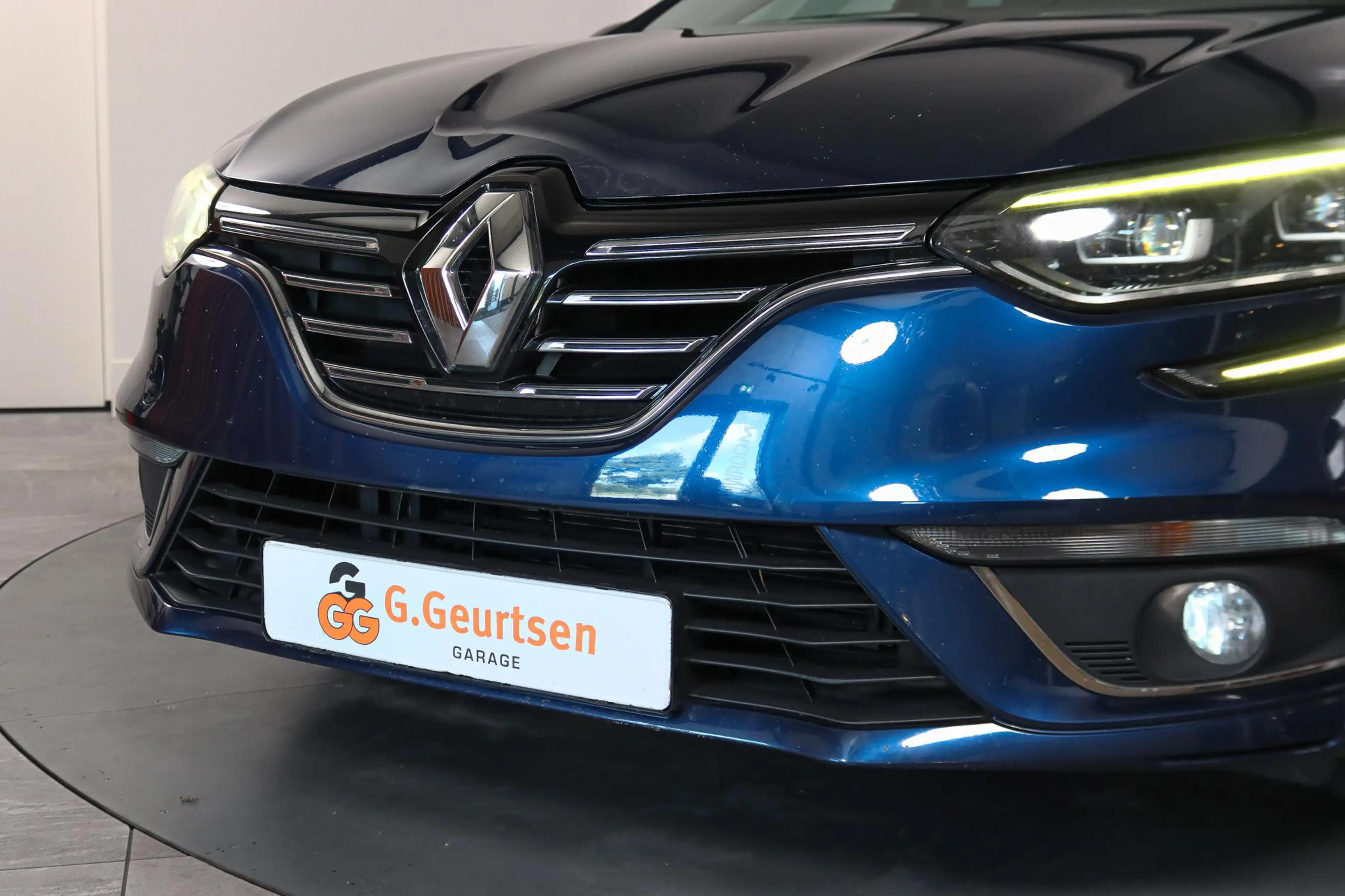 Renault Megane 1.2 TCe Bose Head-Up, Cruise Control, Goed onderho — photo 10