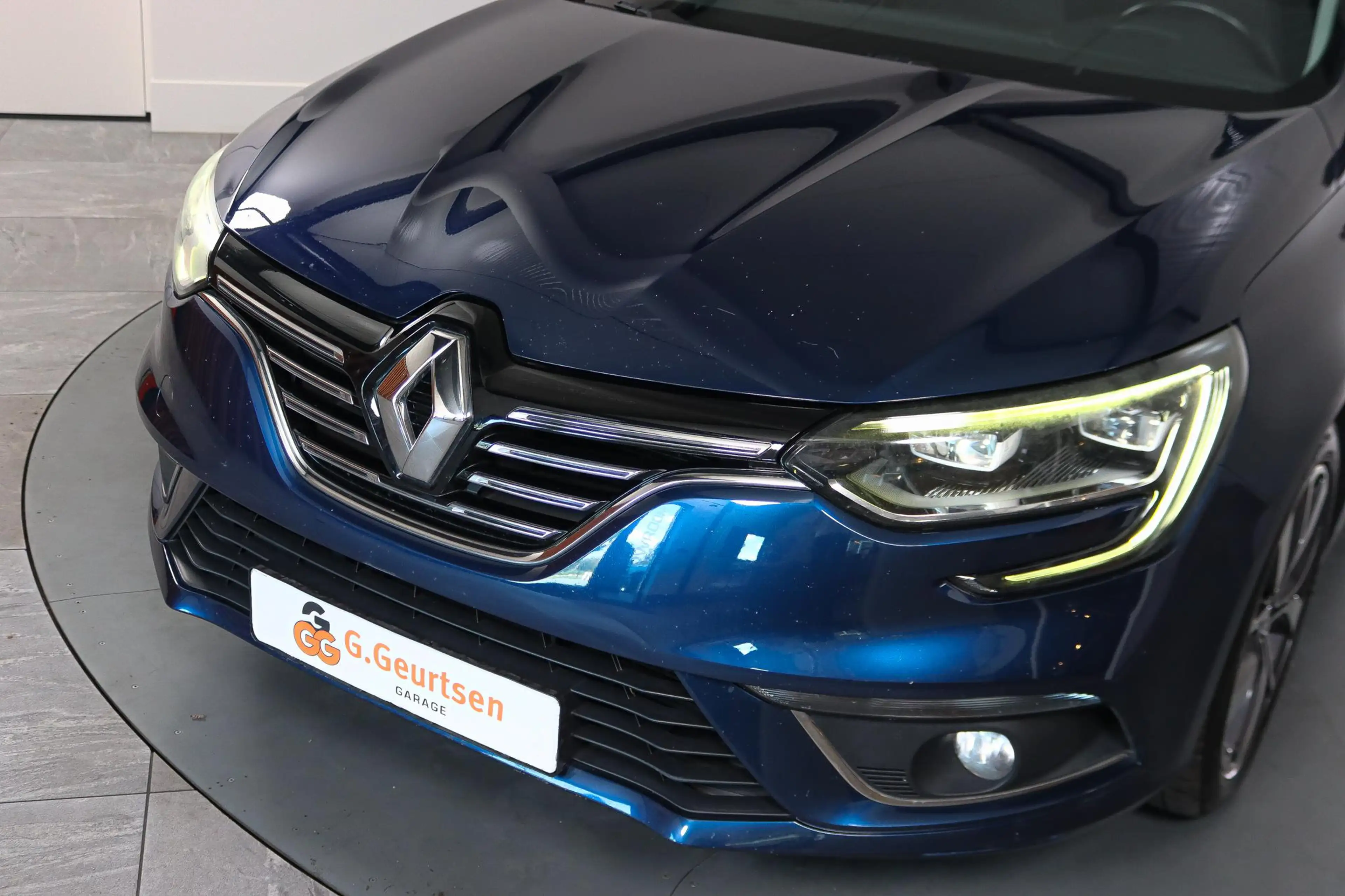 Renault Megane 1.2 TCe Bose Head-Up, Cruise Control, Goed onderho — photo 11