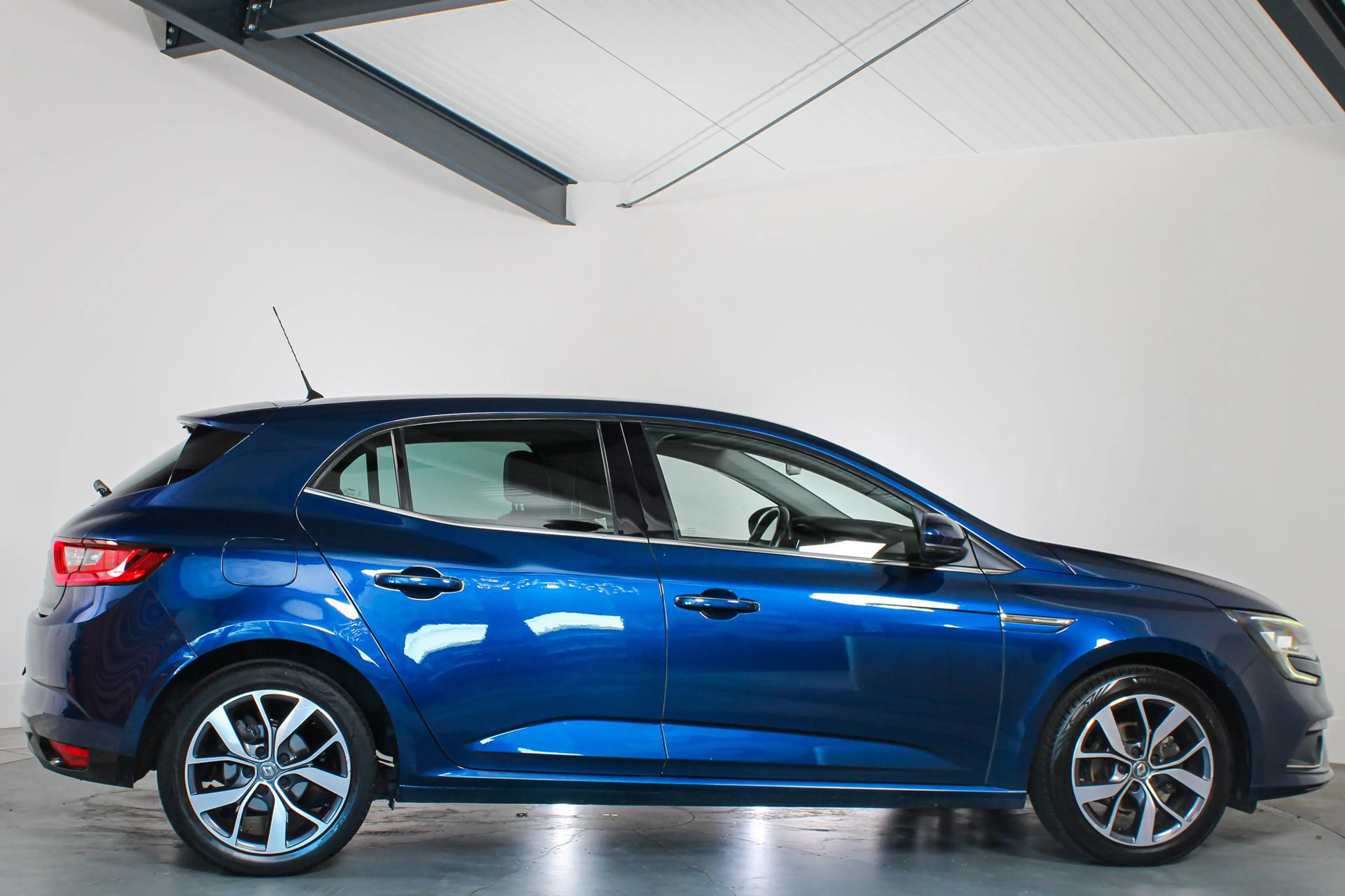 Renault Megane 1.2 TCe Bose Head-Up, Cruise Control, Goed onderho — photo 24