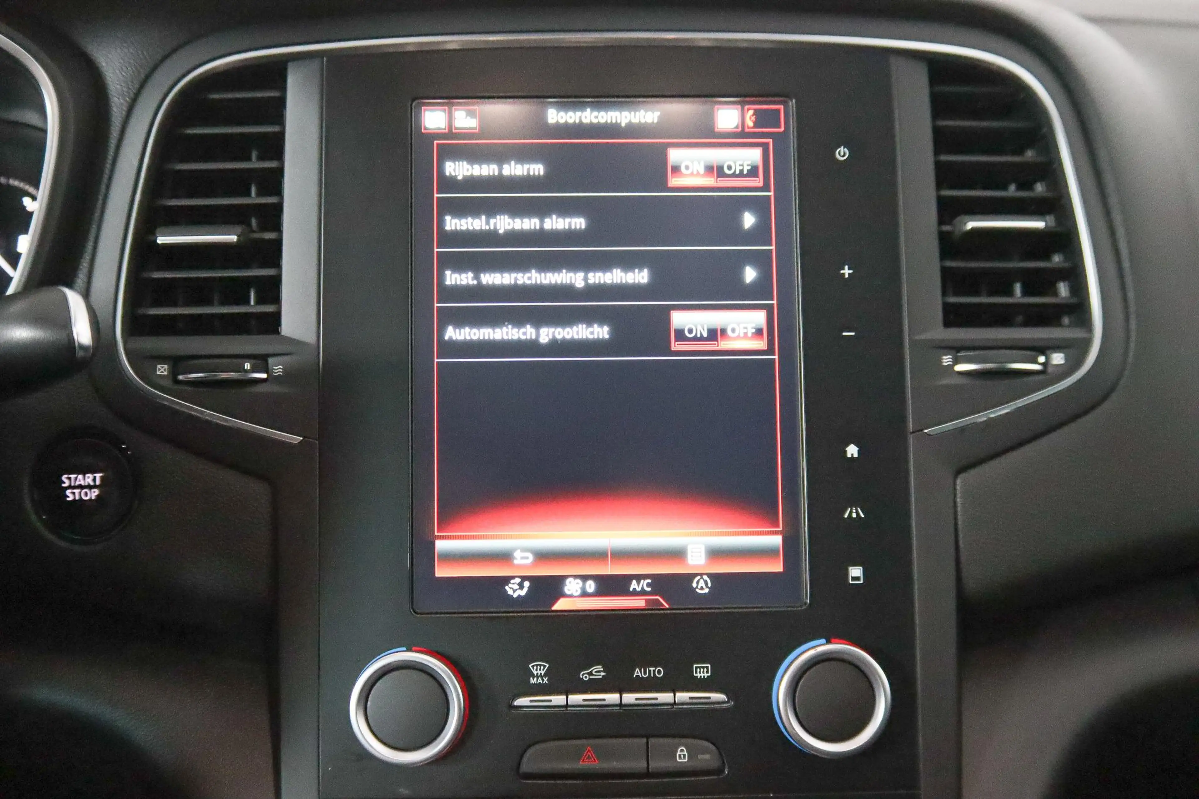 Renault Megane 1.2 TCe Bose Head-Up, Cruise Control, Goed onderho — photo 36