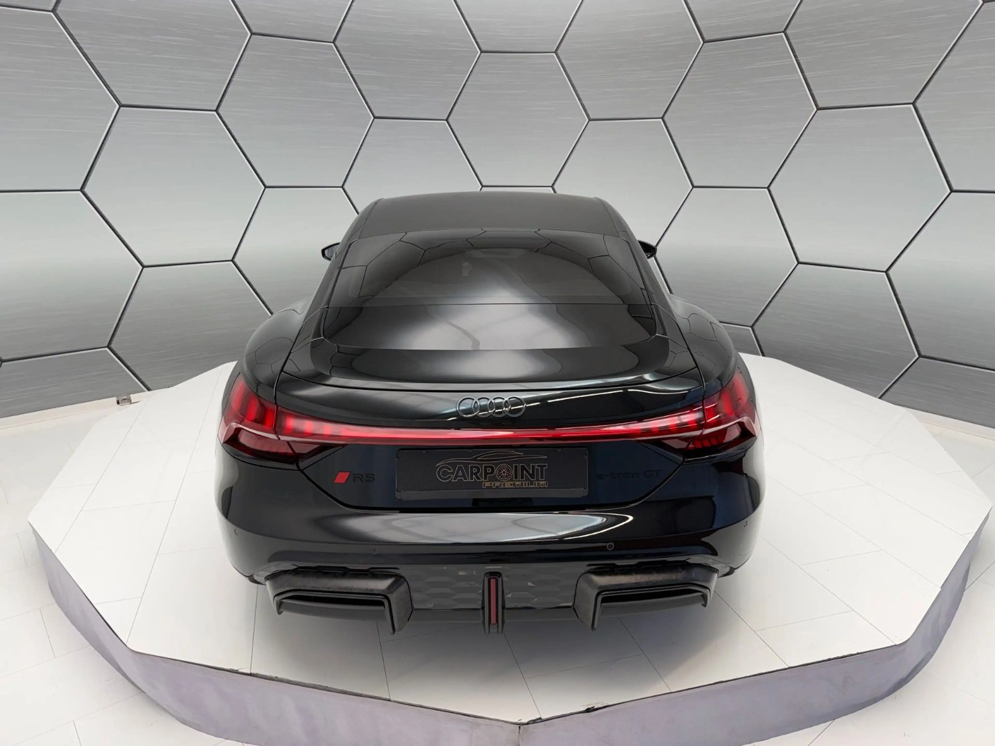 Audi RS e-tron GT performance Carbon Massage Keramik — photo 9