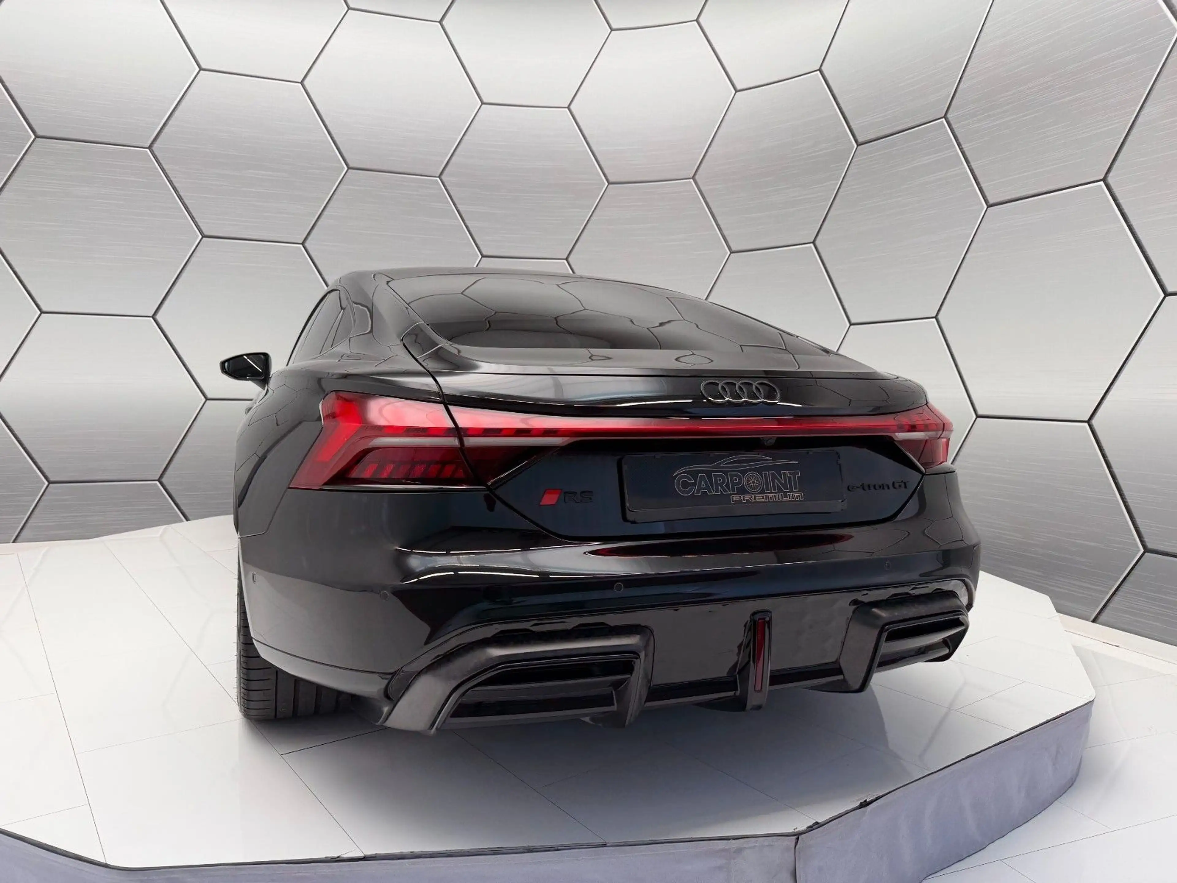 Audi RS e-tron GT performance Carbon Massage Keramik — photo 7