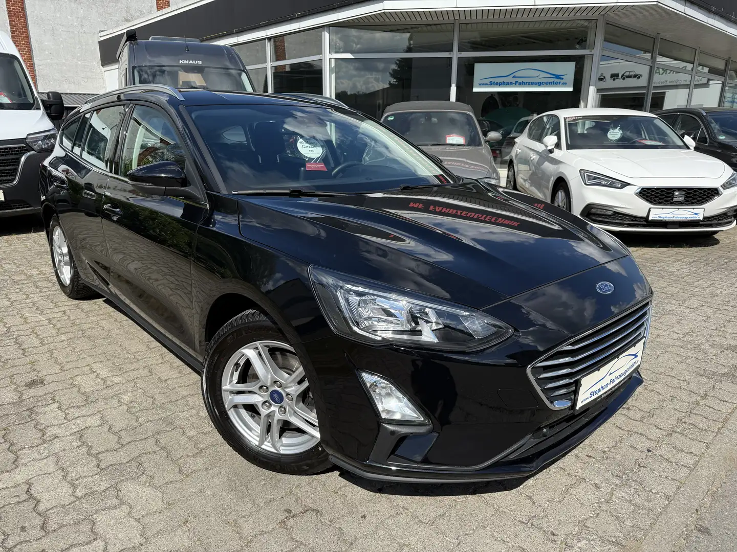 Ford Focus Tunier Cool&Conect DSG mit Klima/navi/PDC V&H/ Noir - 1