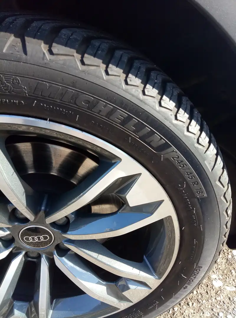 Audi A4 allroad A4 Allroad Quattro 40 2.0 tdi mhev 204cv BUSINESS Blu/Azzurro - 2