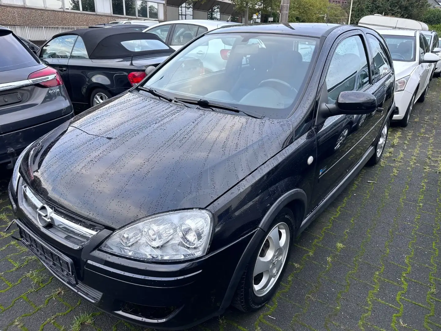 Opel Corsa C Edition/Tüv 04/2026 Schwarz - 1