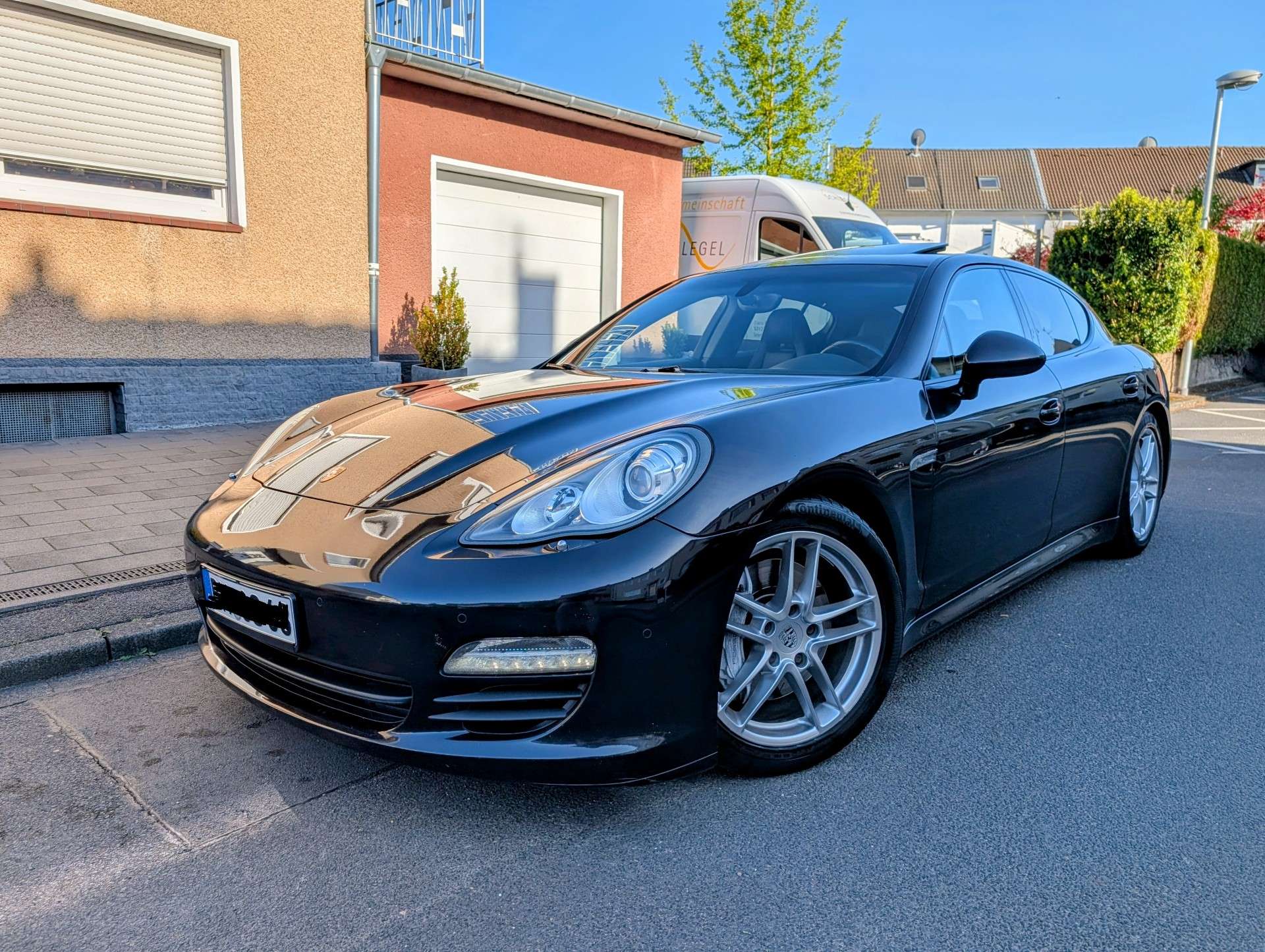 Second hand Porsche Panamera 