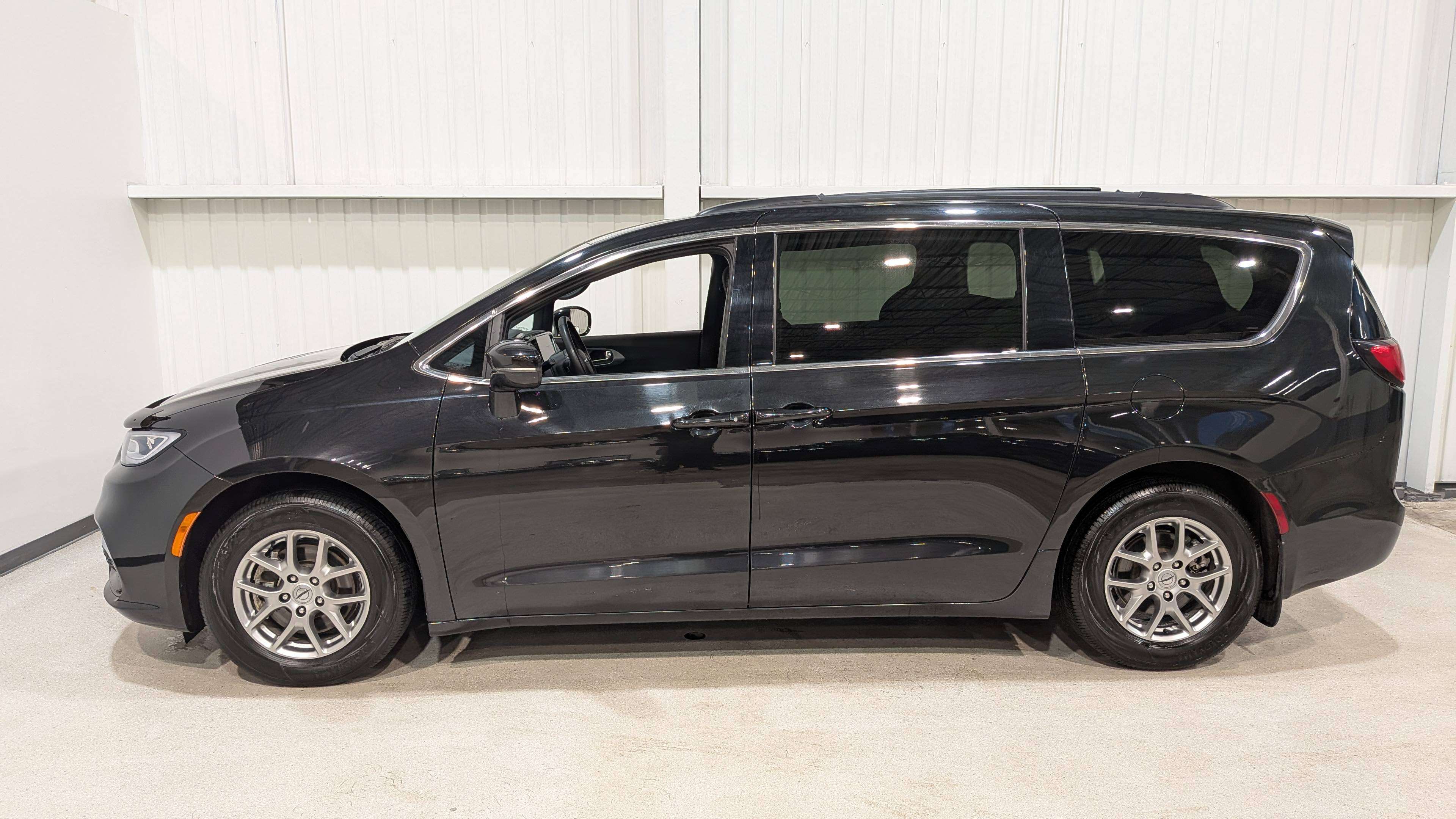 Chrysler Pacifica 2022