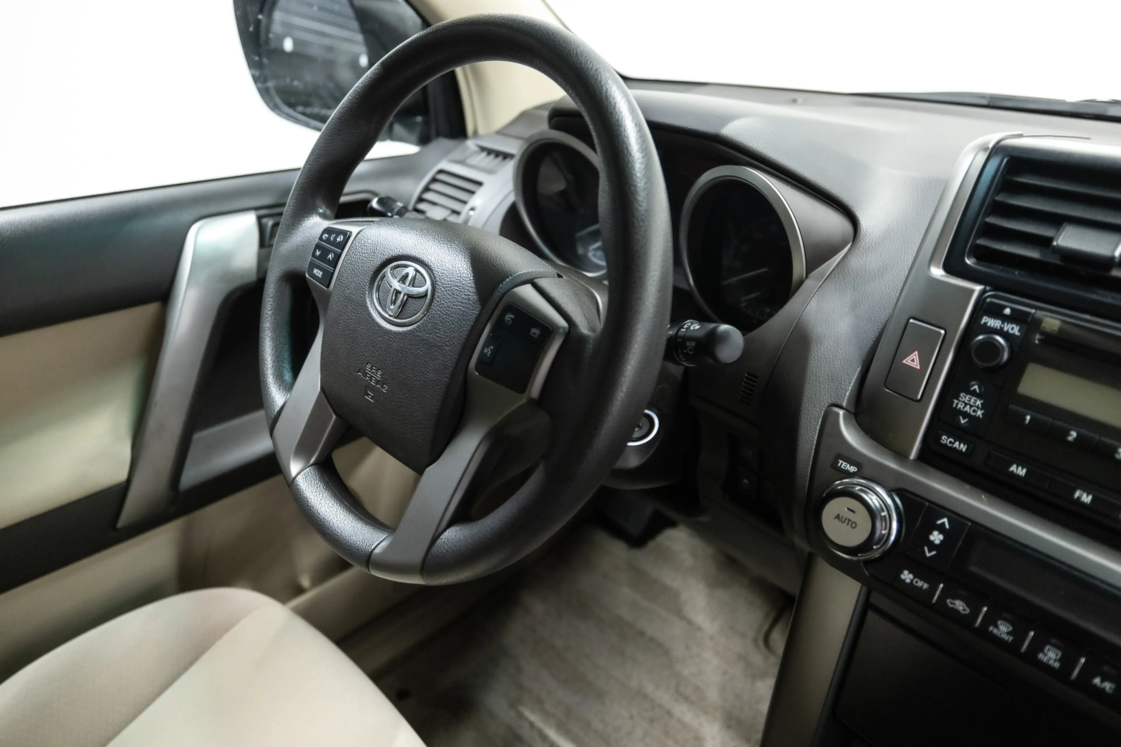 Toyota Land Cruiser Prado TXL 2.7L 6 persoonsuitvoering (€ 41.280.99 Ex B.T. — photo 4