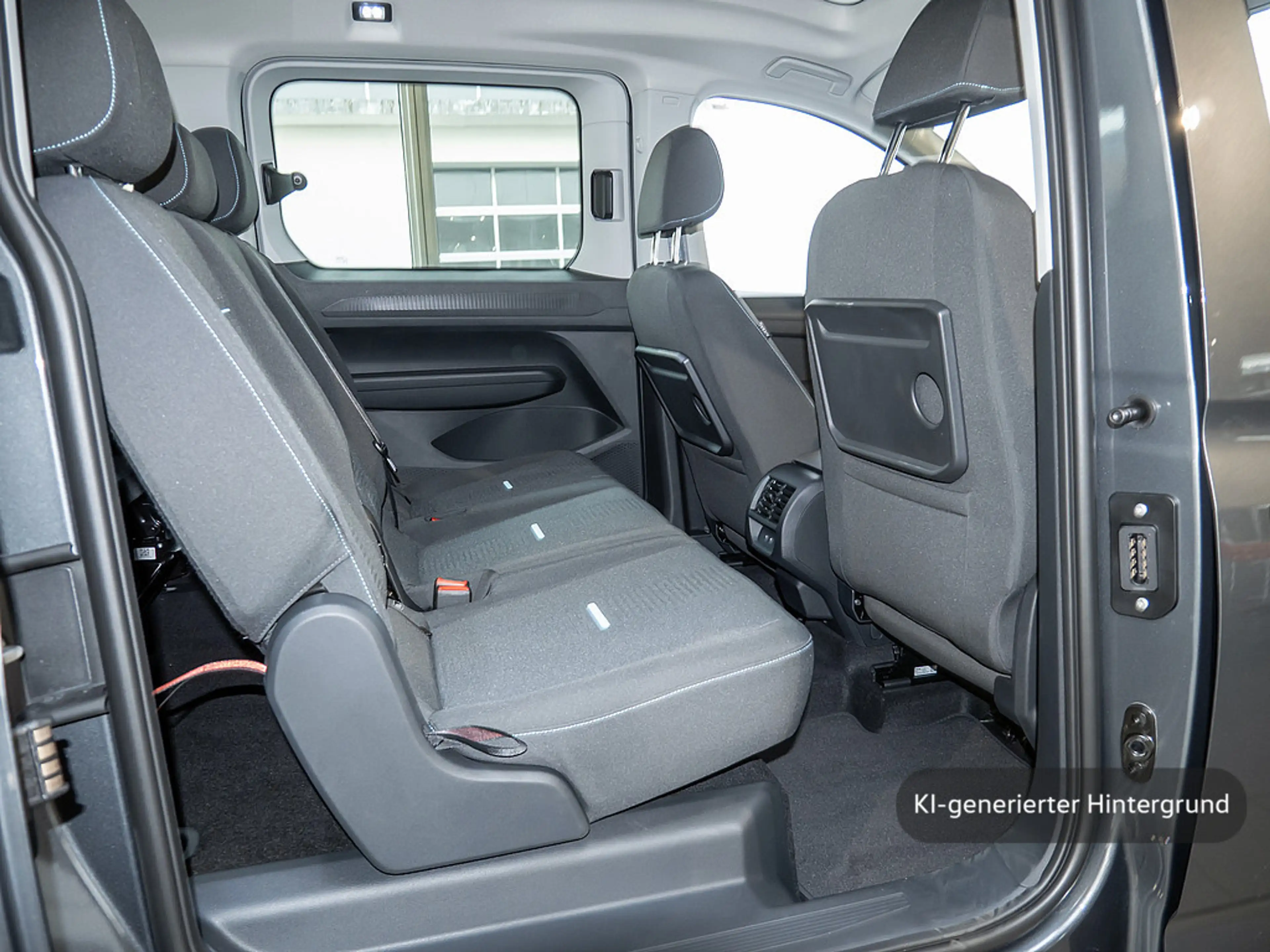 Ford Tourneo Grand Connect Active PDC ACC LED PANO — photo 6