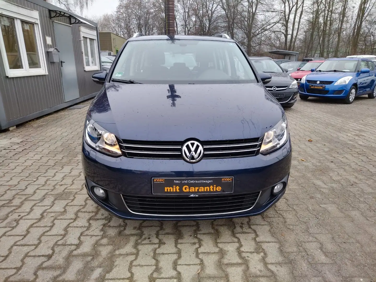 Volkswagen Touran Cup+1.HAND+KLIMAAUTOMATIK+SHZ+NAVI Bleu - 2