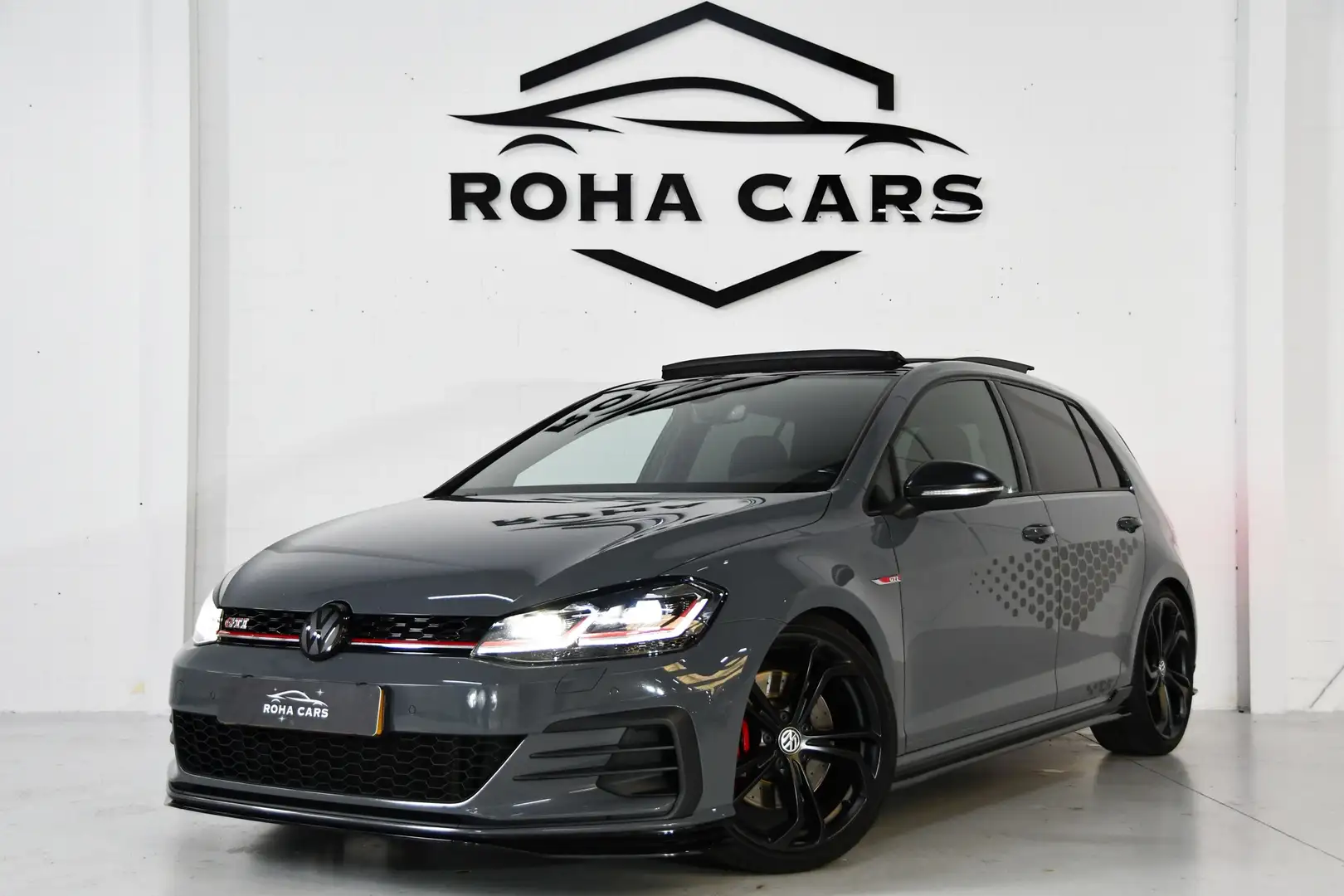 Volkswagen Golf GTI 2.0 TSI TCR pano blindspot Akrapovic Grijs - 1