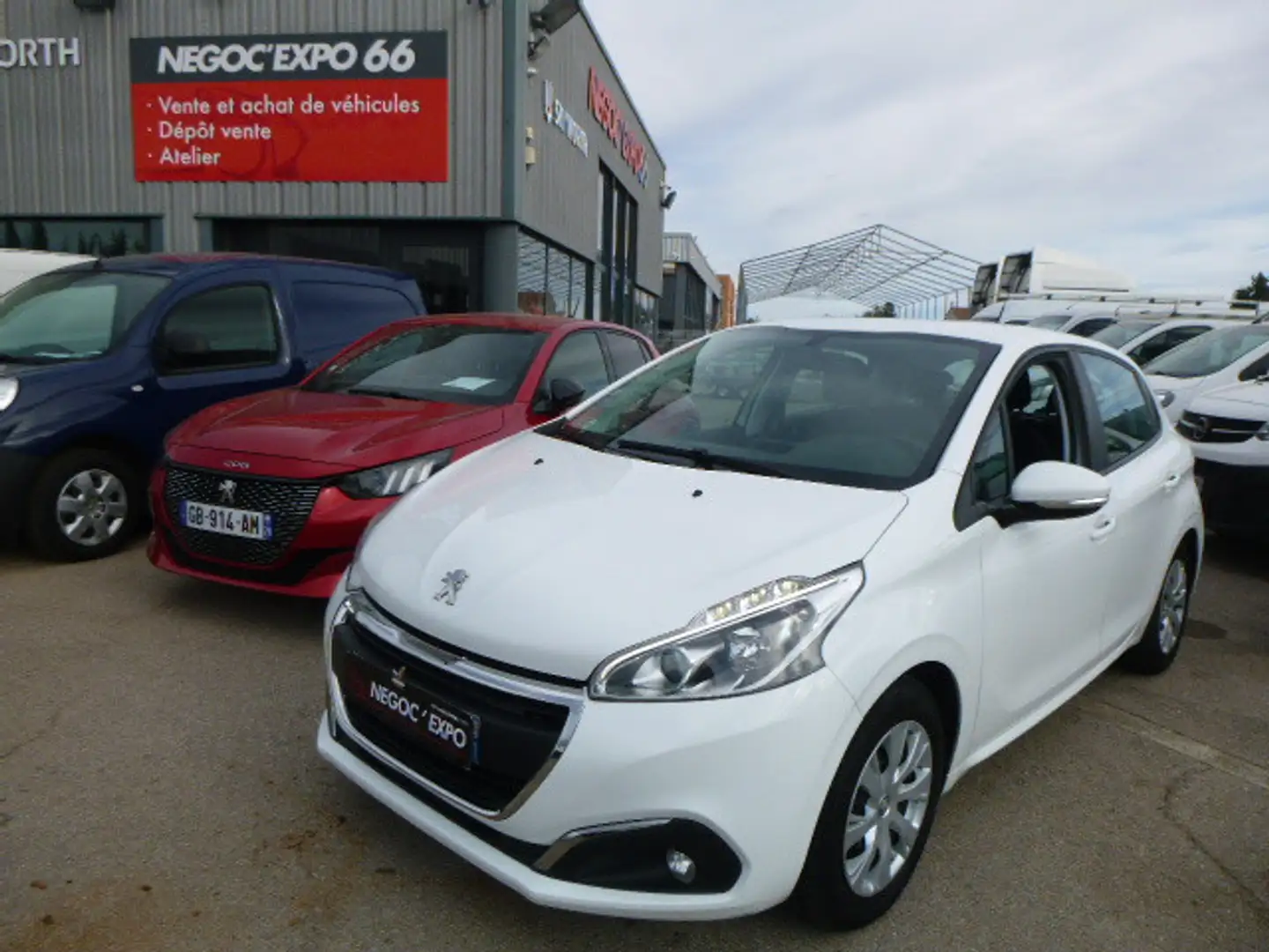 Peugeot 208 Active Wit - 1