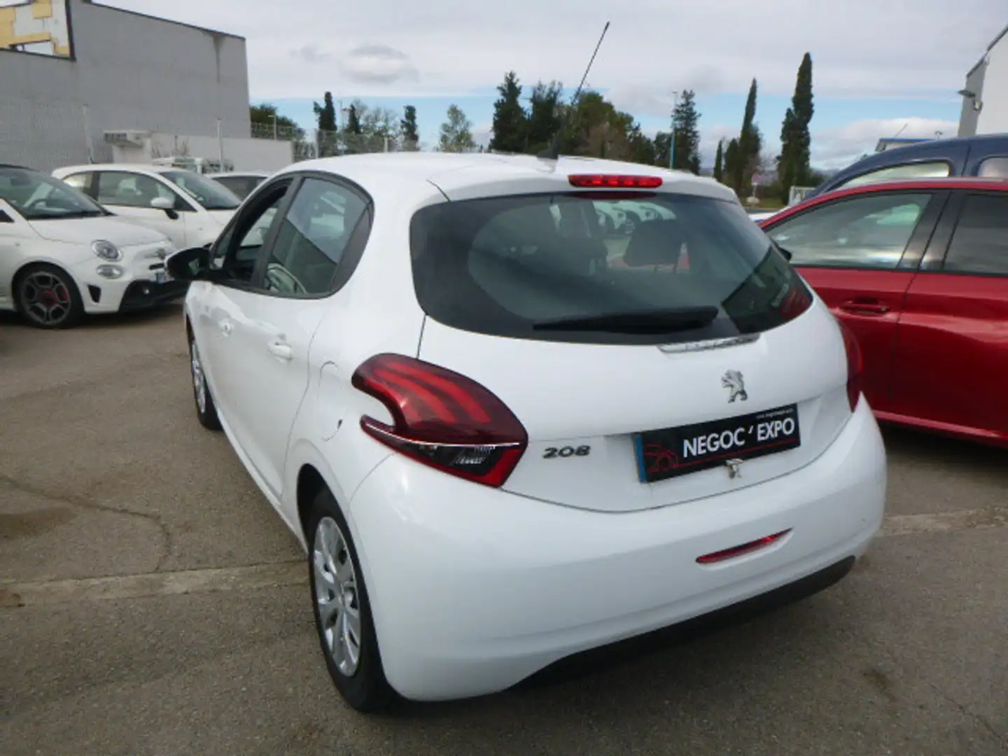 Peugeot 208 Active Wit - 2