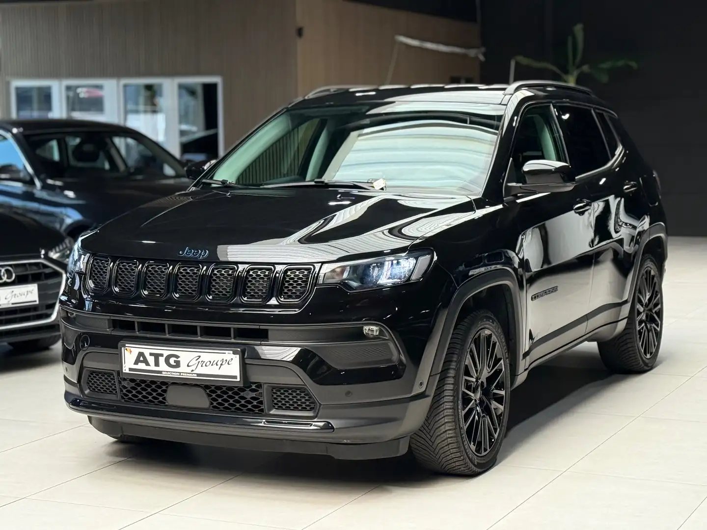 Jeep Compass 1.3 T4 4XE 130CV PLUG IN HYBRID TVAC FULL OPTIONS Noir - 1