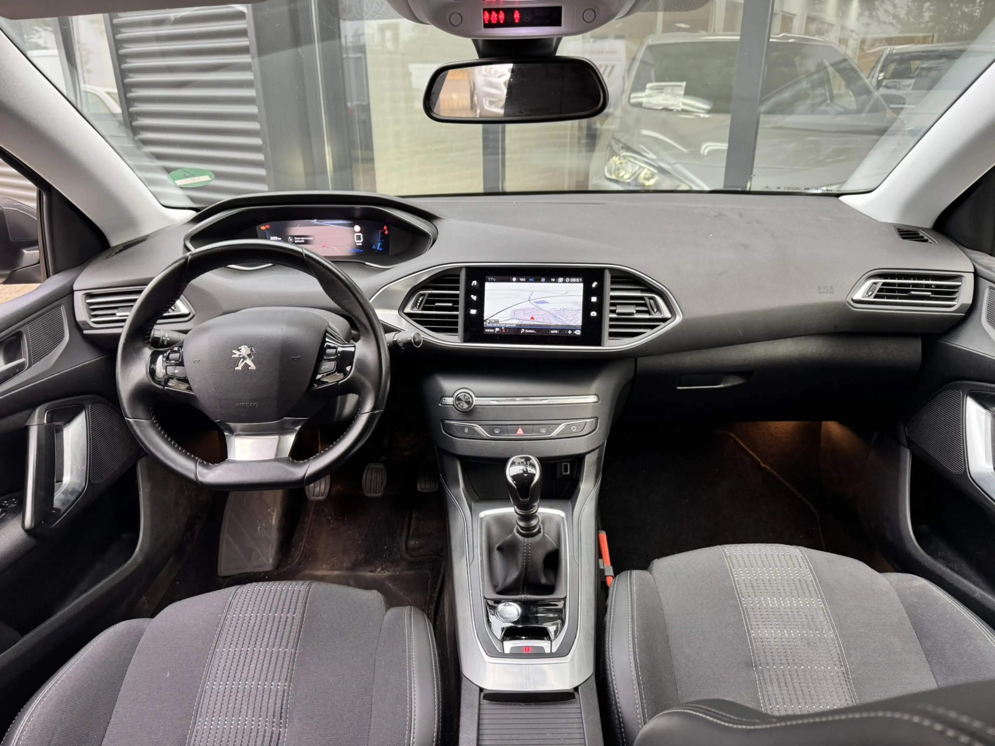 Peugeot 308 SW 1.2 PureTech Allure*Navi*ECC* — photo 7