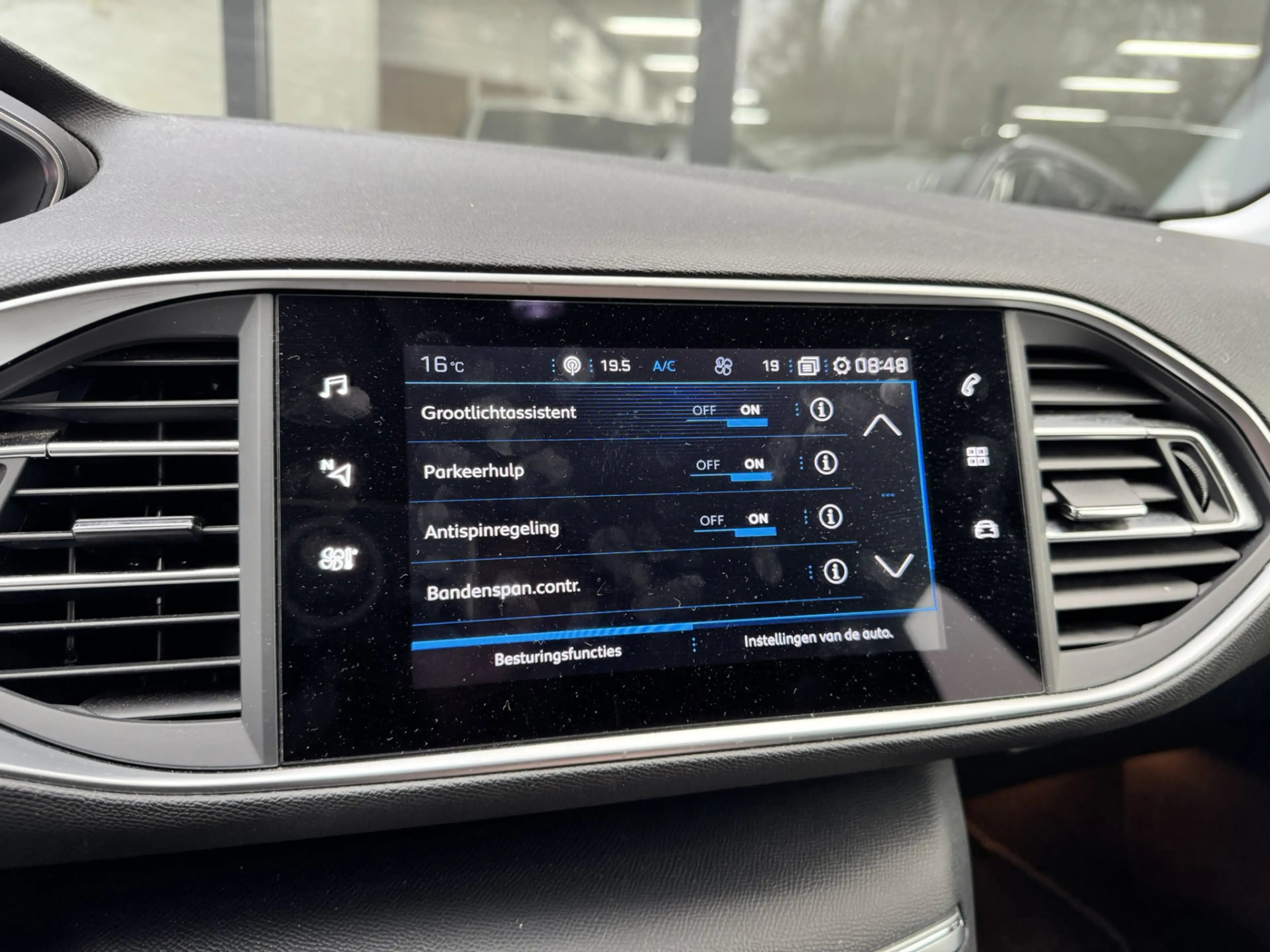 Peugeot 308 SW 1.2 PureTech Allure*Navi*ECC* — photo 18