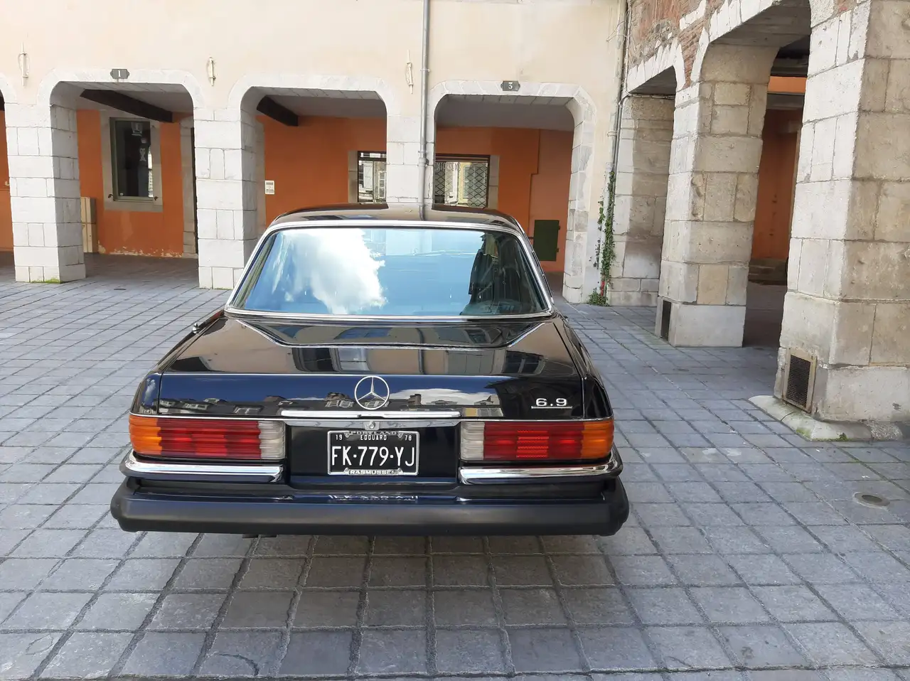 Mercedes-Benz 450 6.9, foto 3