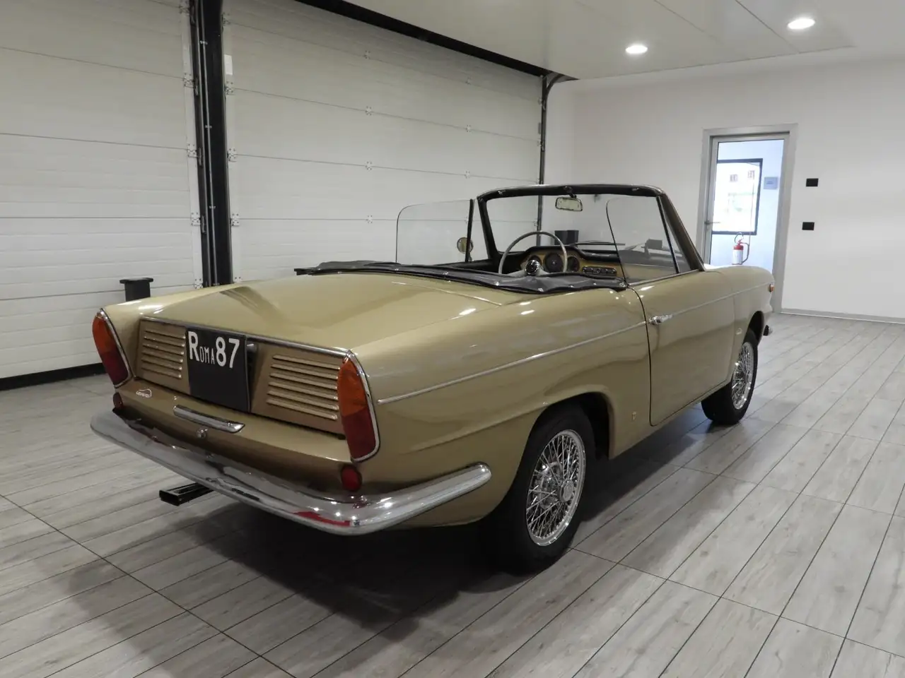 Fiat 600 D 767CC SPIDER VIGNALE 2+2 CON HARD TOP (1965), foto 2