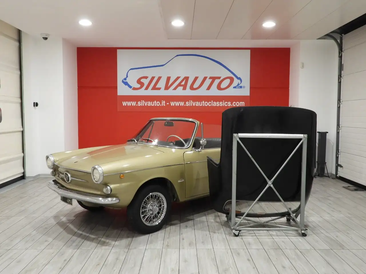 Fiat 600 D 767CC SPIDER VIGNALE 2+2 CON HARD TOP (1965), foto 12