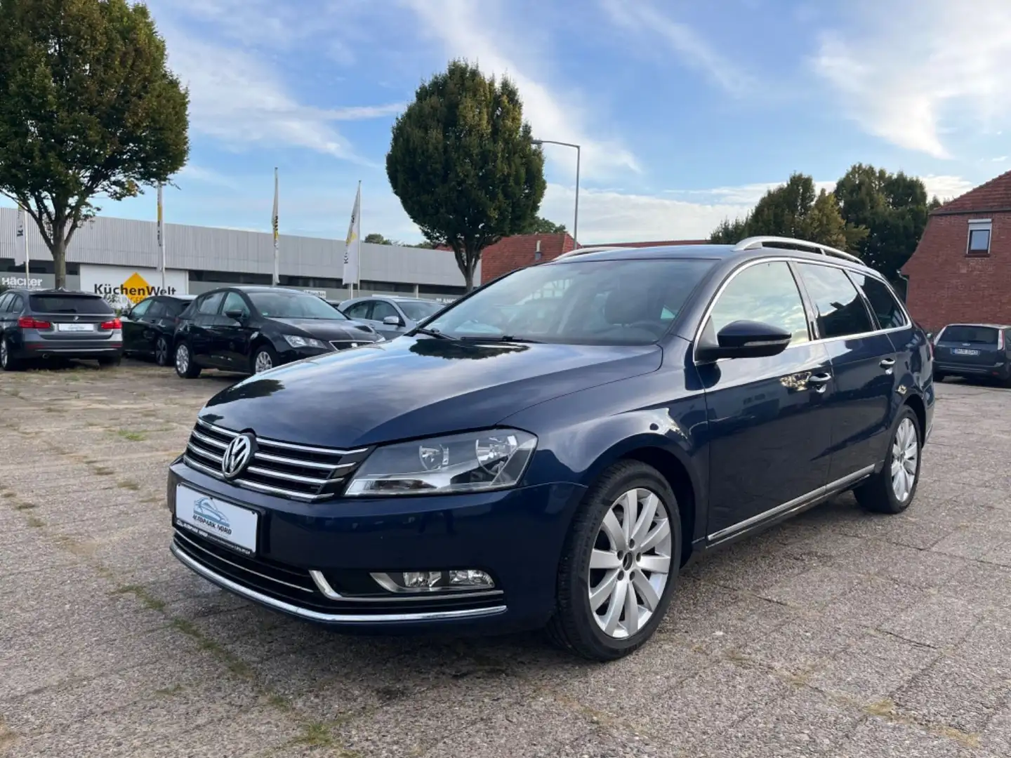Volkswagen Passat Variant 2.0 TDI,Navi,TÜV Neu,AHK,PDC Blau - 1