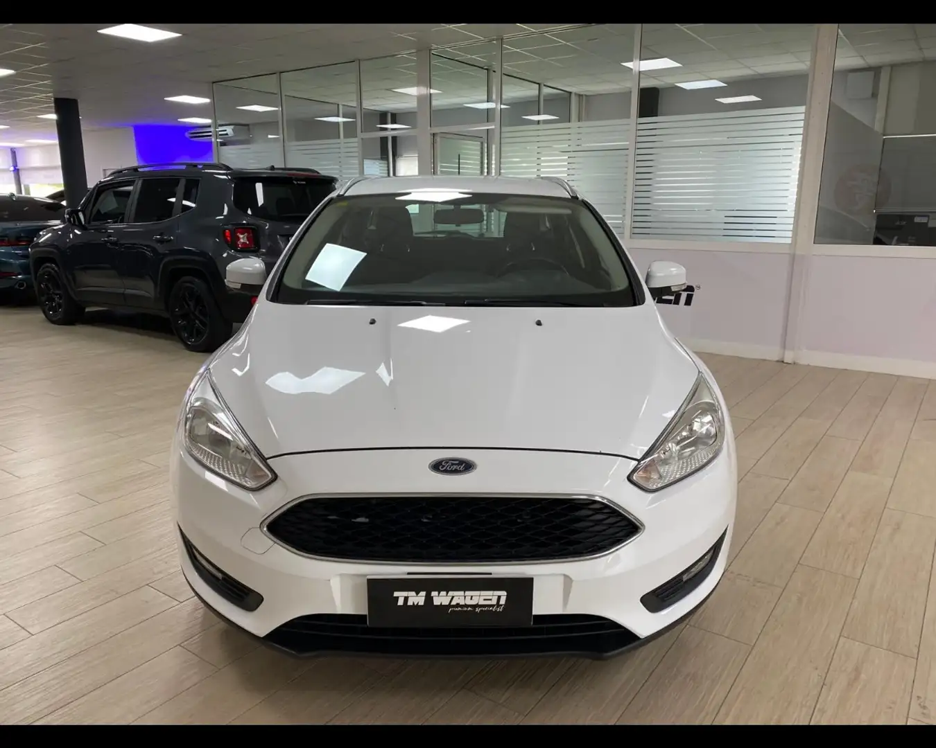 Ford Focus 1.5 TDCi 190 CV Start&Stop SW Business 2018 Bianco - 2