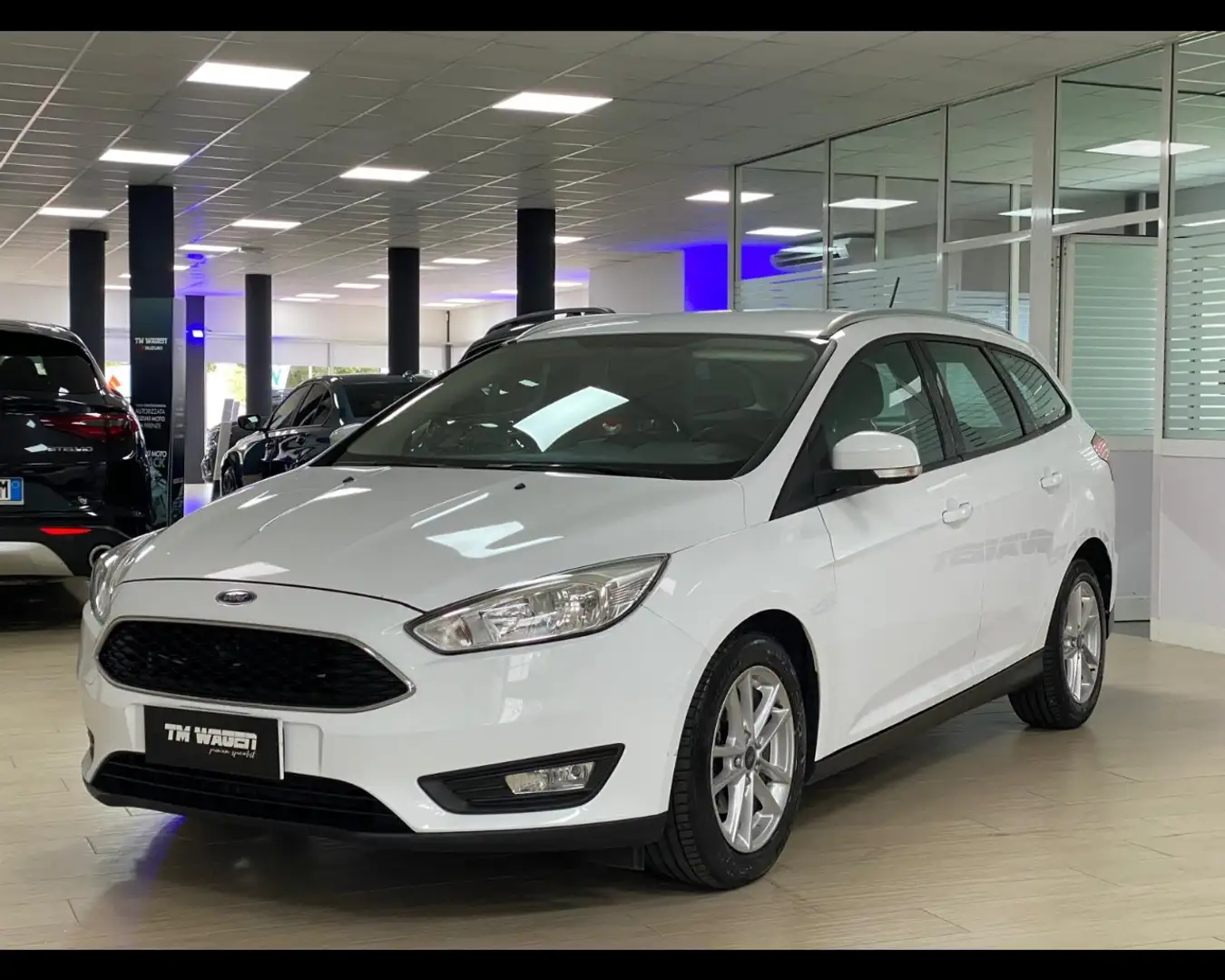 Ford Focus 1.5 TDCi 190 CV Start&Stop SW Business 2018 Bianco - 1